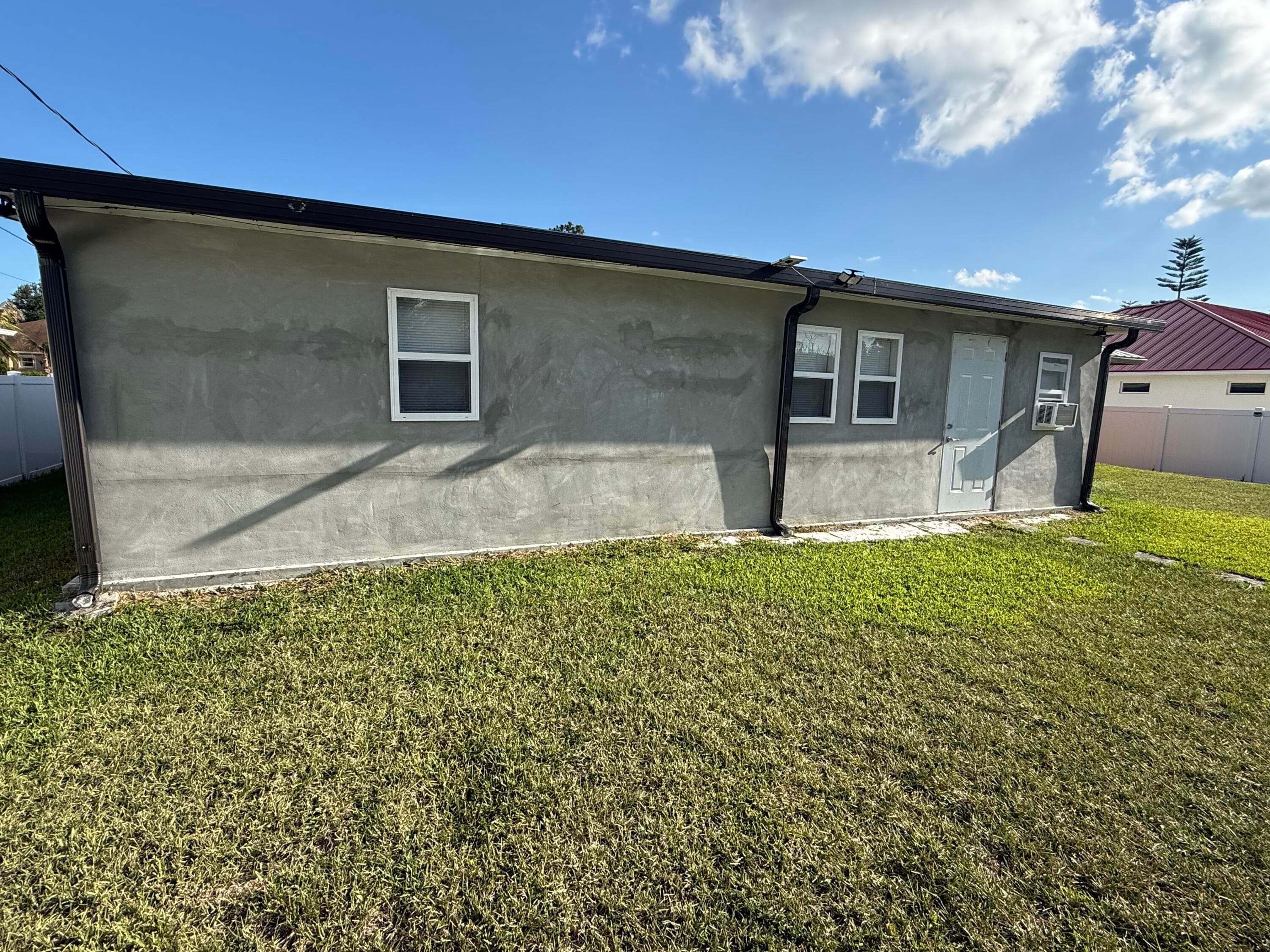 1481 SW Jacksonville Avenue, Port St. Lucie, FL 34953 23
