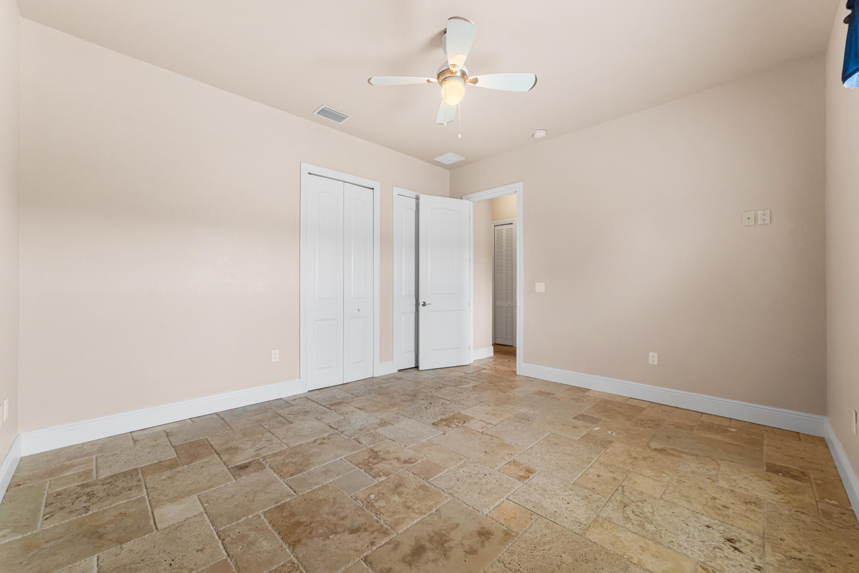 2406 SE 31st Street SE, Okeechobee, FL 34974 55