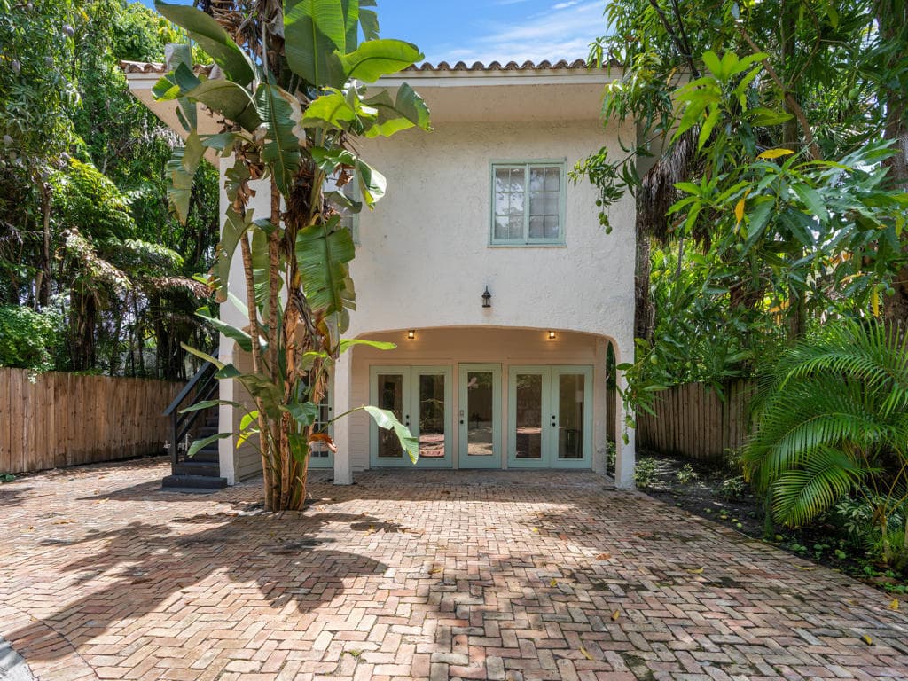 333 Marlborough Road, West Palm Beach, FL 33405 26