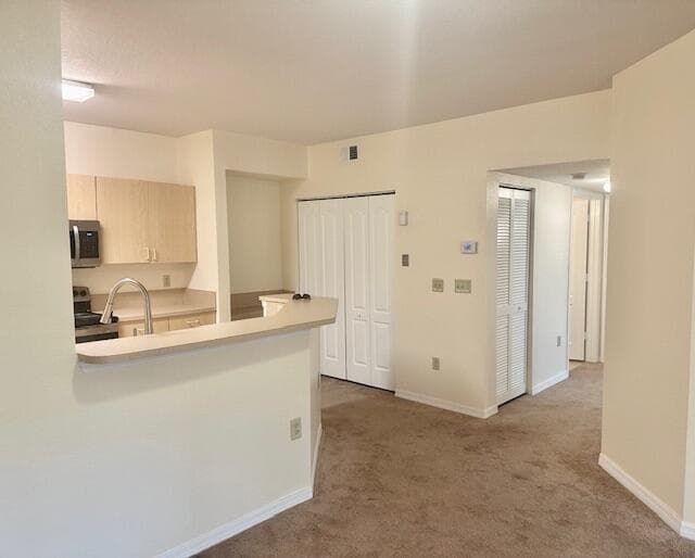 116 SW Peacock Boulevard 9-102, Port St. Lucie, FL 34986 4
