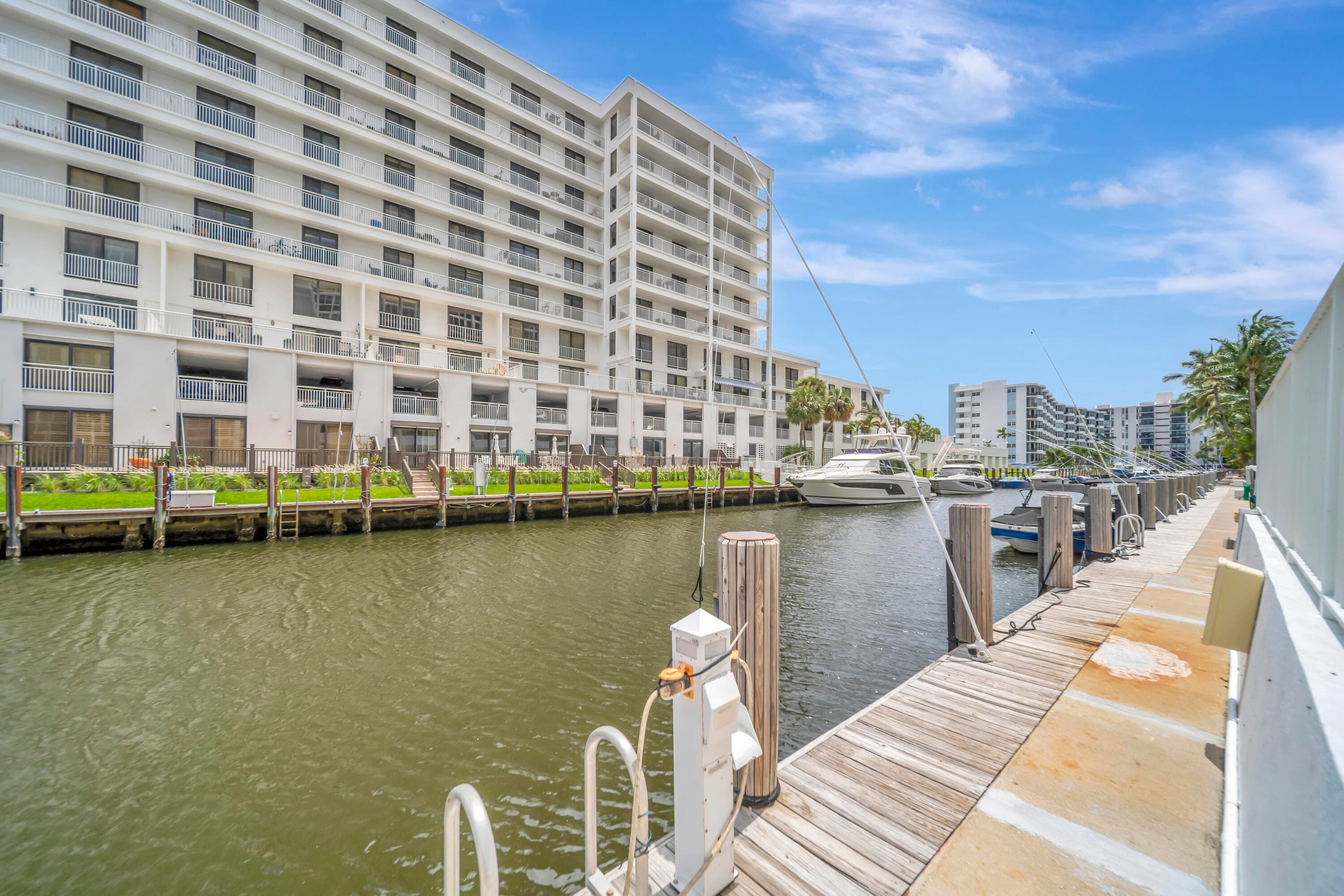 3100 NE 49 Street 403, Fort Lauderdale, FL 33308 30