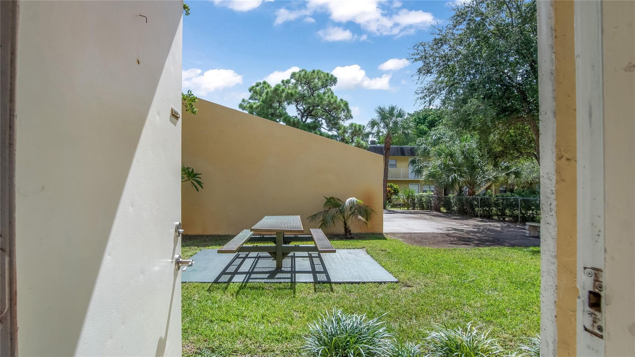 5186 NE 6th Avenue 710, Oakland Park, FL 33334 34