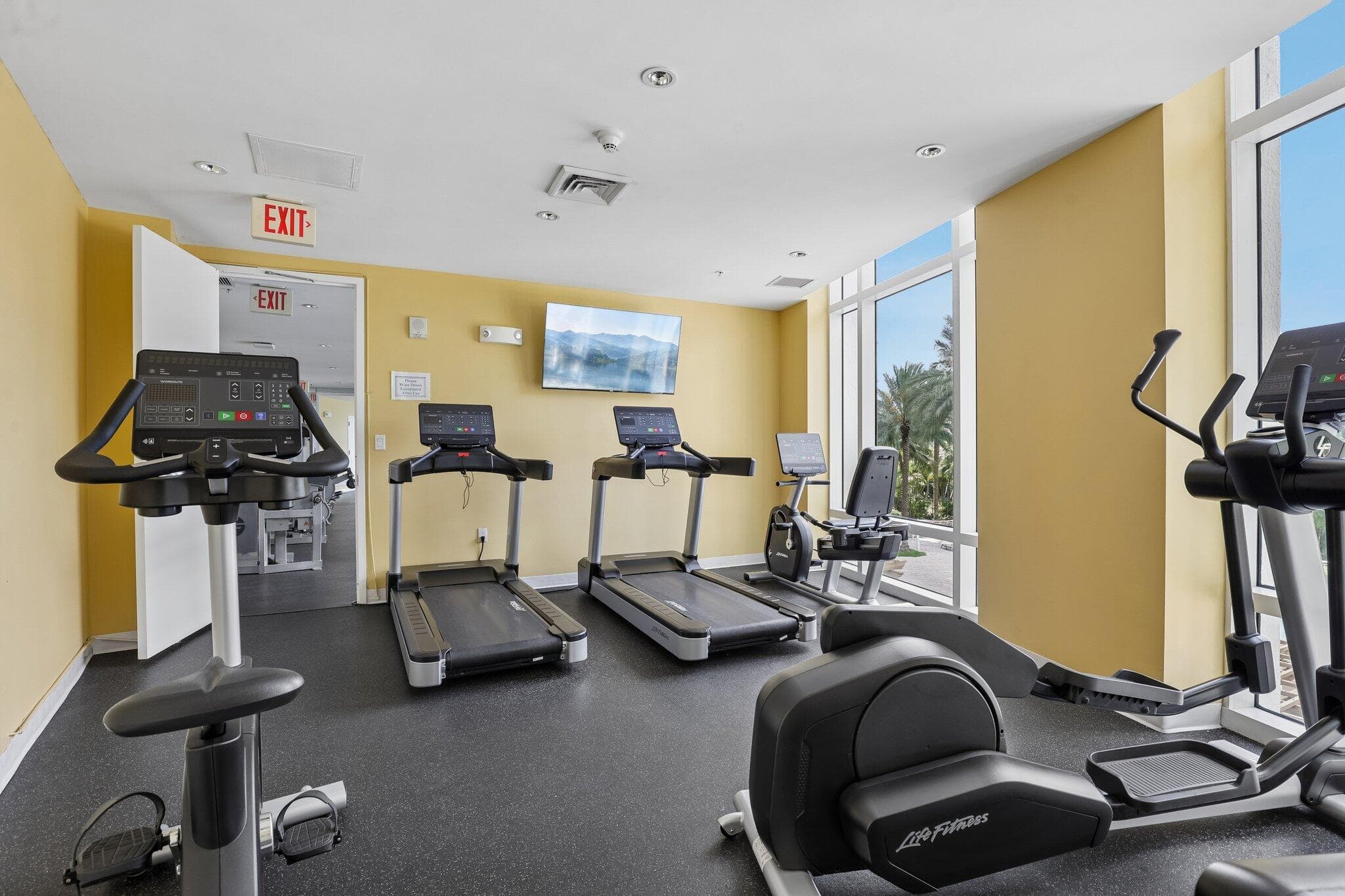 1755 E Hallandale Beach Boulevard 1207 E, Hallandale Beach, FL 33009 48