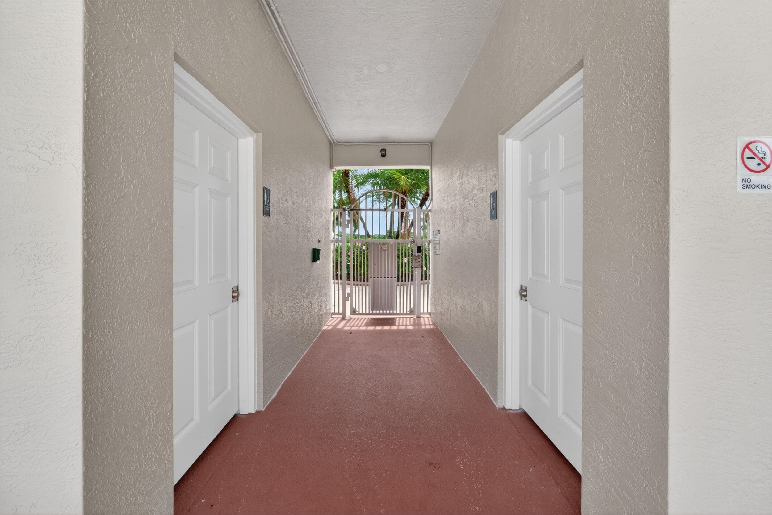 512 SW Lake Manatee Way, FL 34986 52