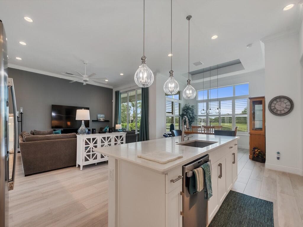 8220 Halbert Lane, Vero Beach, FL 32968 6