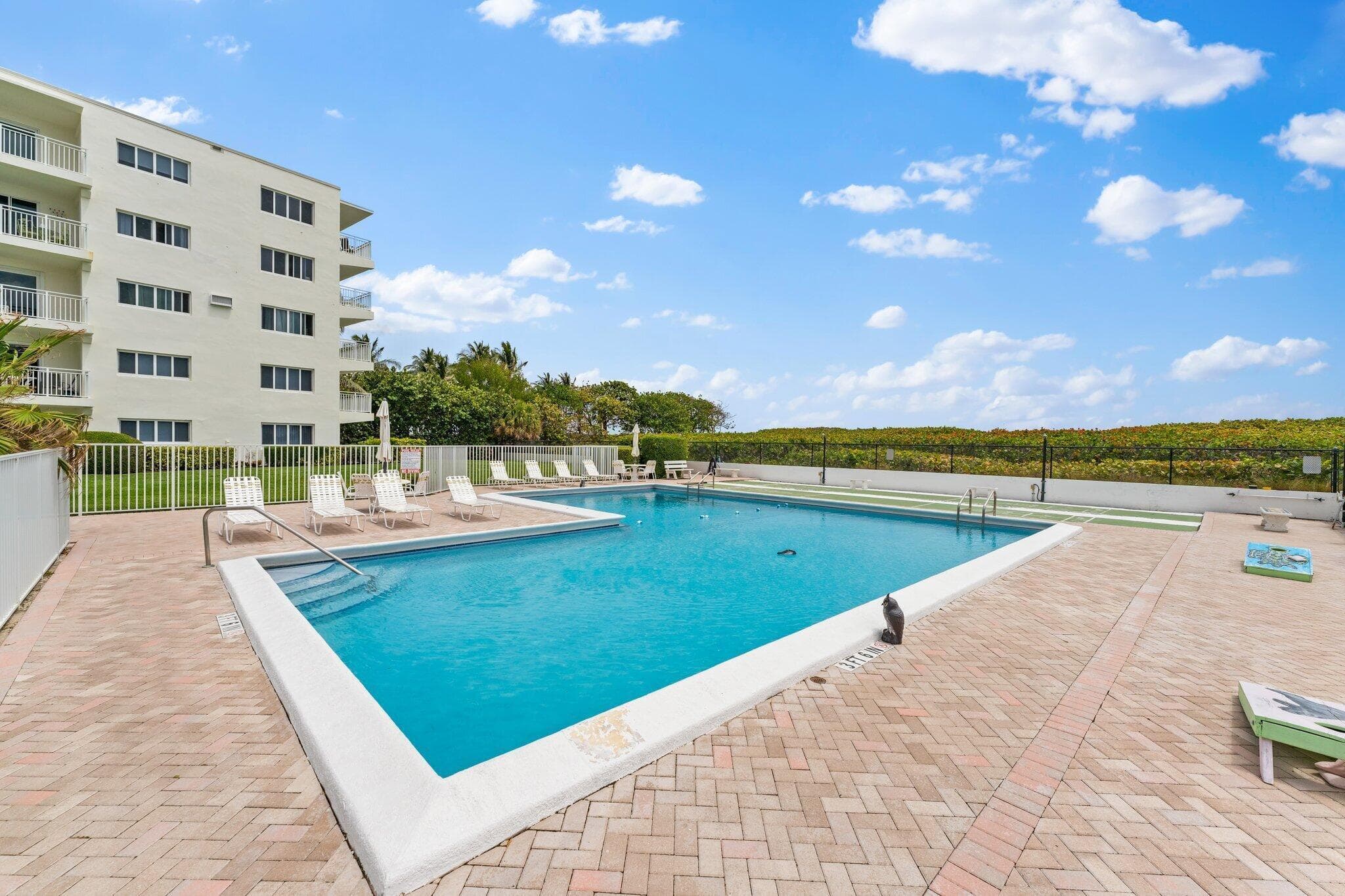 33 S Ocean Avenue 502, Palm Beach Shores, FL 33404 34