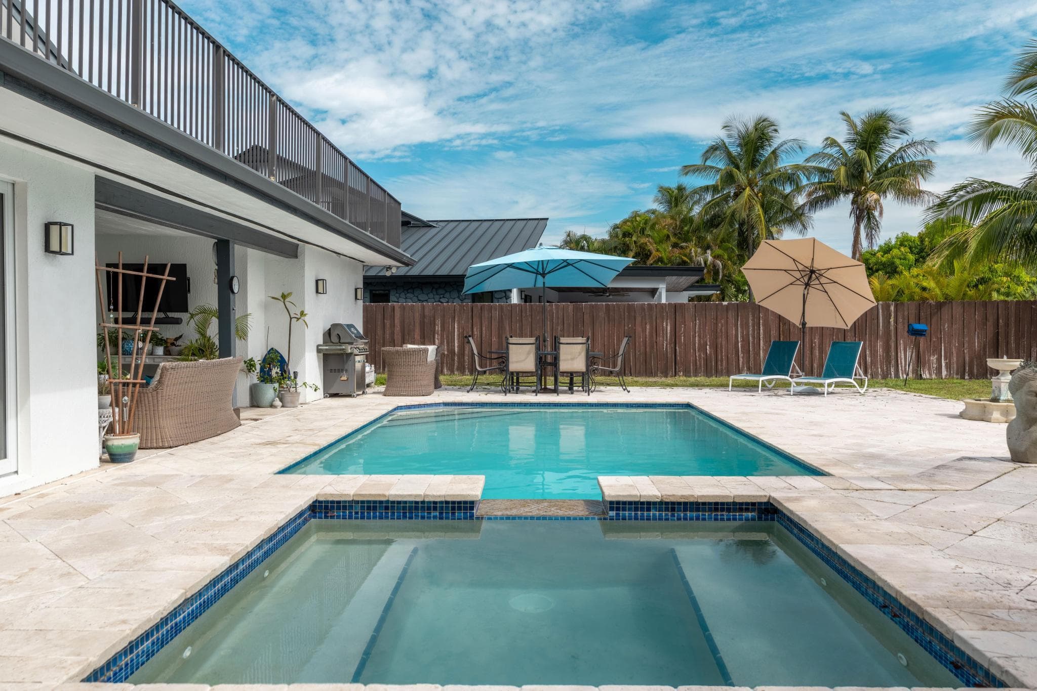 33 Oregon Lane, Boca Raton, FL 33487 37