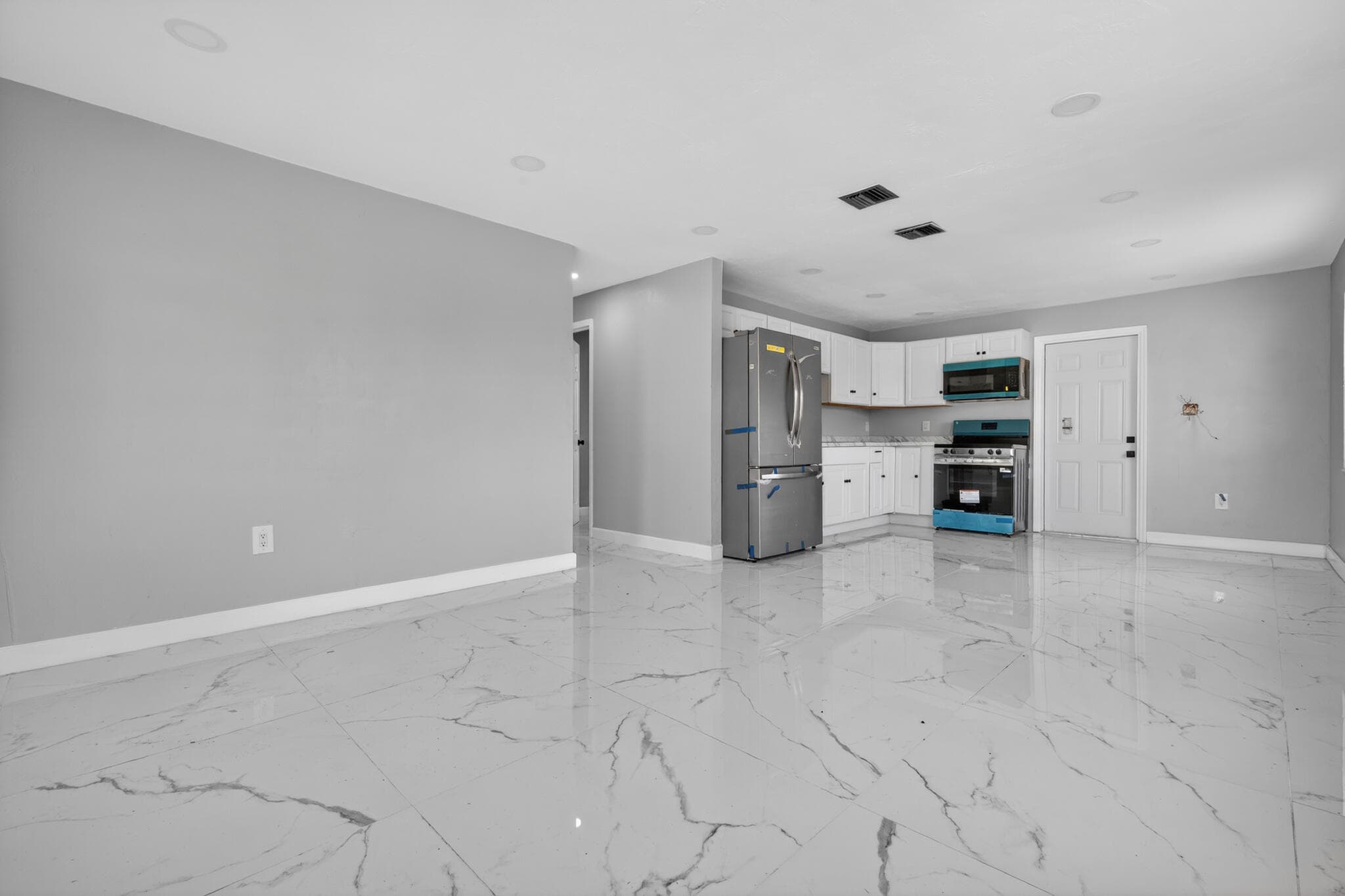 245 SW 11th Avenue, South Bay, FL 33493 8