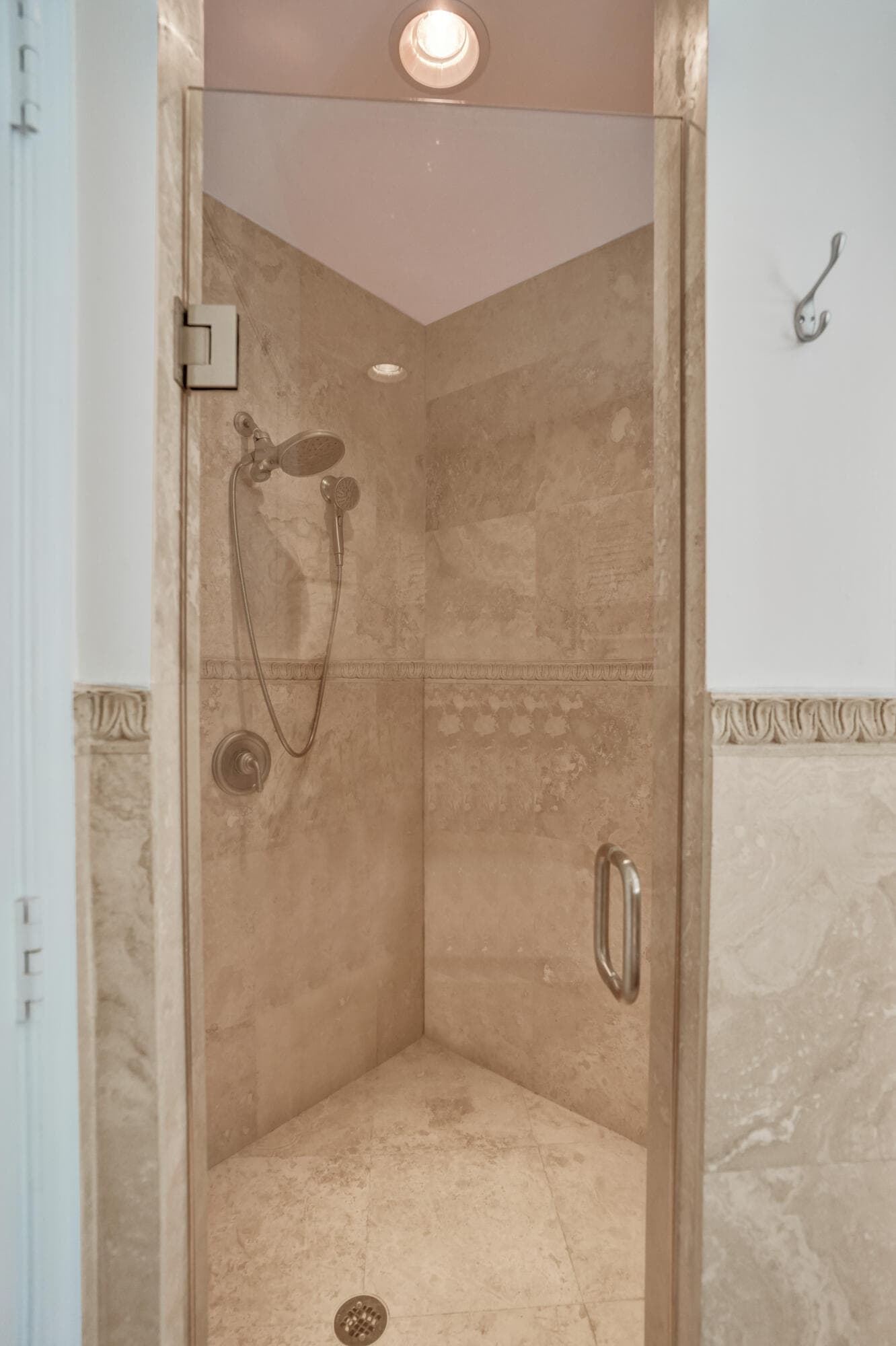 2610 NE 11th Court, Fort Lauderdale, FL 33304 15
