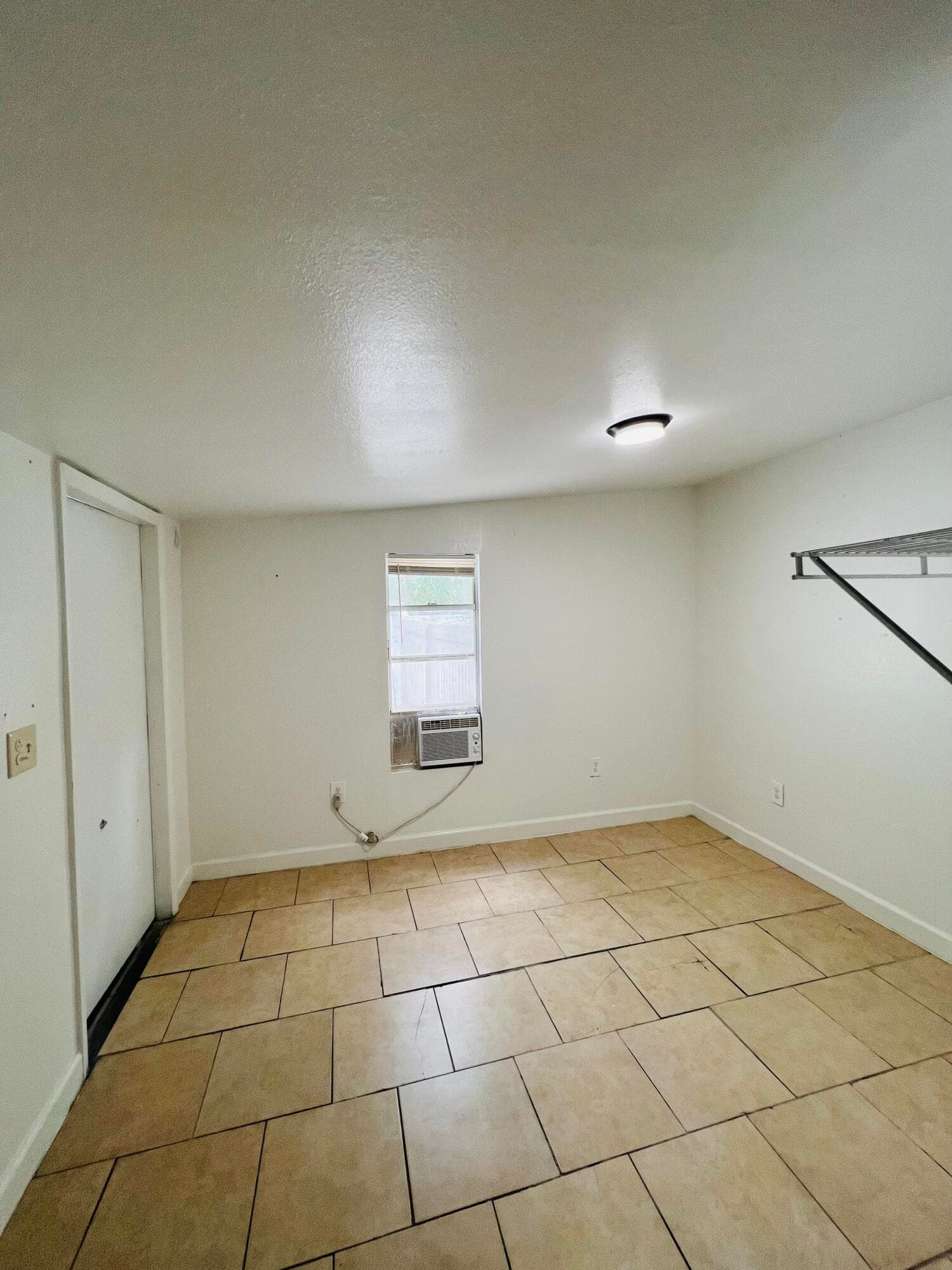 8719 N Ashley Street, Tampa, FL 33604 42
