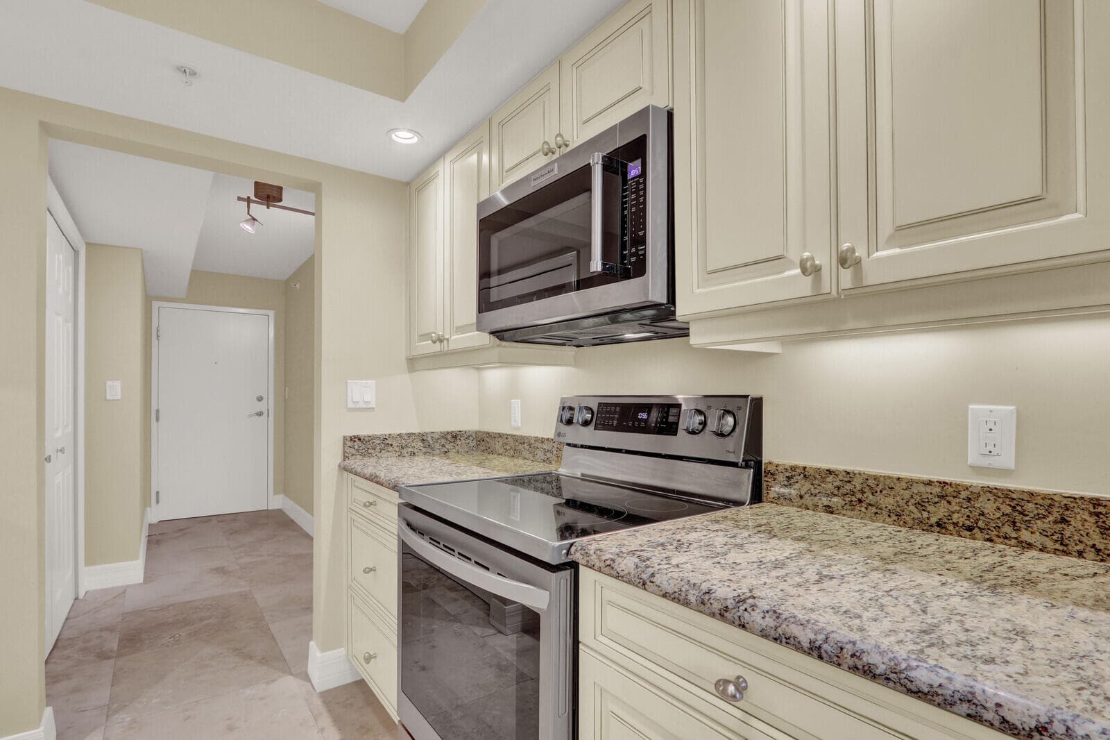 3000 N Ocean Drive 7h, Singer Island, FL 33404 16
