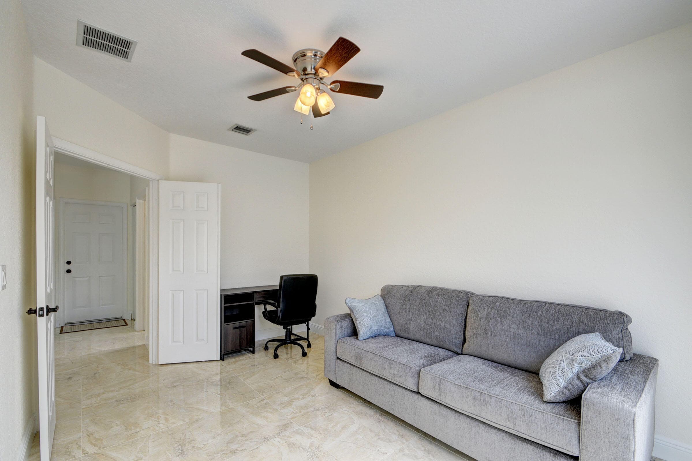 2418 Westmont Drive, Royal Palm Beach, FL 33411 18