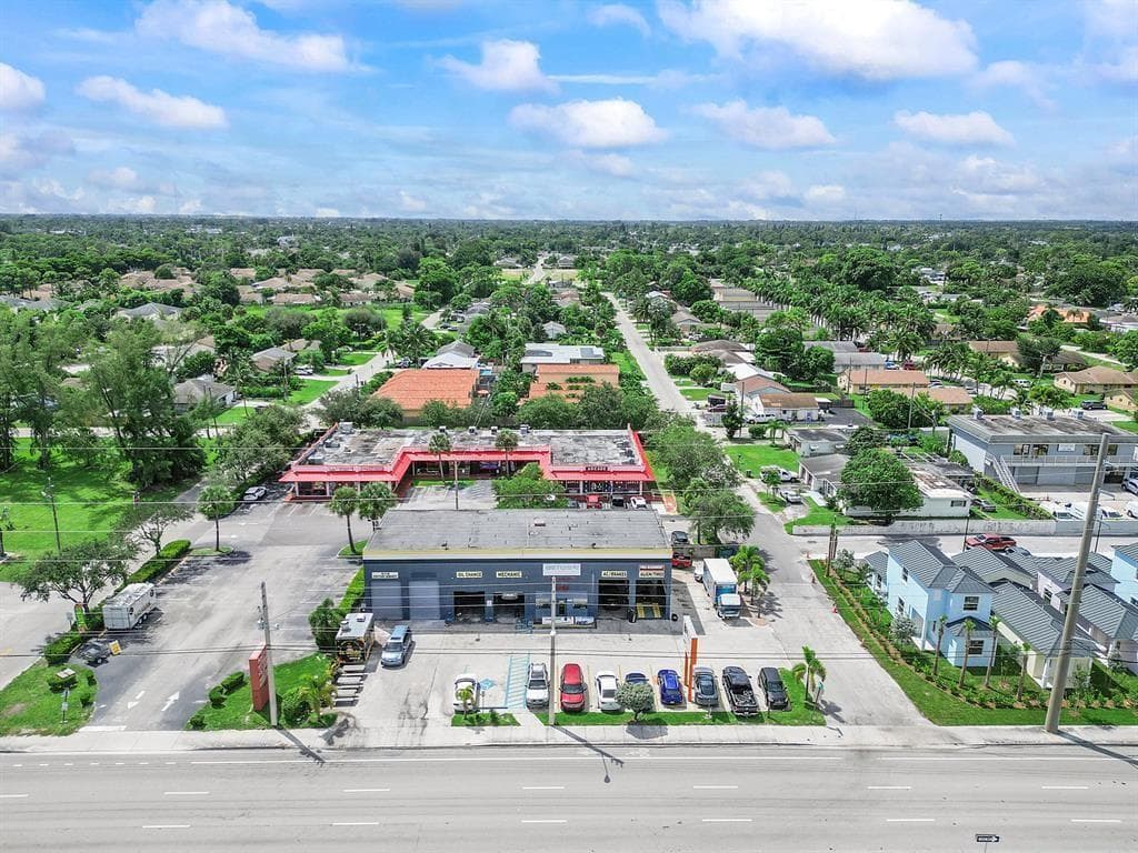 3593 S Military Trail, Lake Worth, FL 33463 2