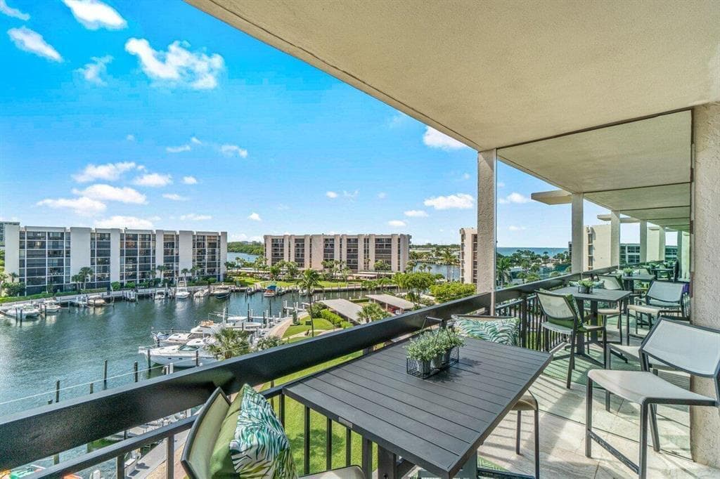 2707 N Ocean Boulevard D603, Boca Raton, FL 33431 21