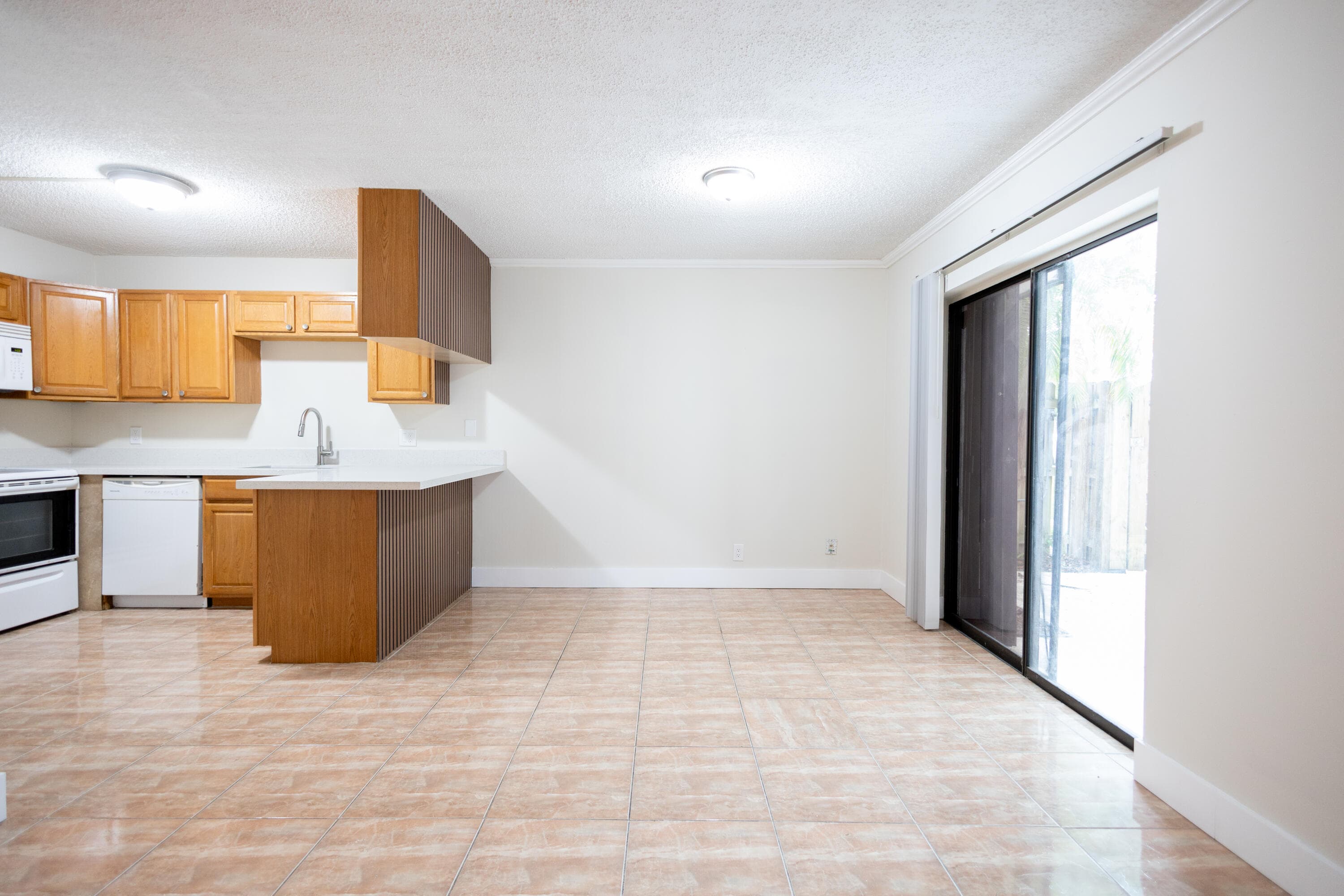 317 Woodland Road, Palm Springs, FL 33461 5