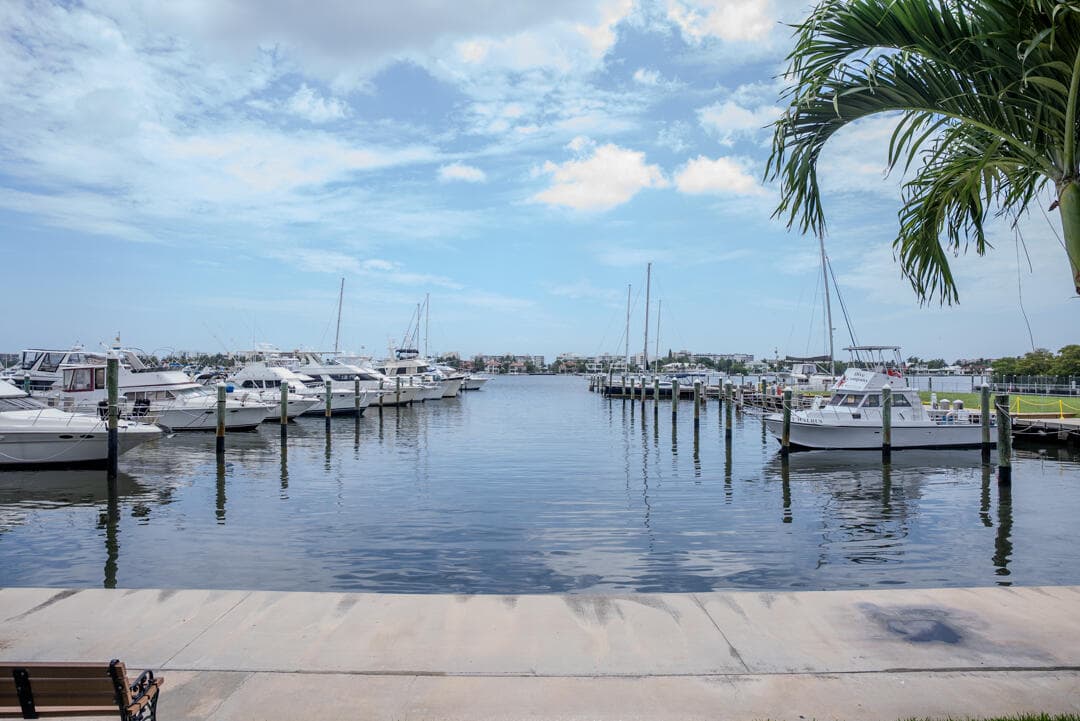 802 W Windward Way 217, Lantana, FL 33462 45
