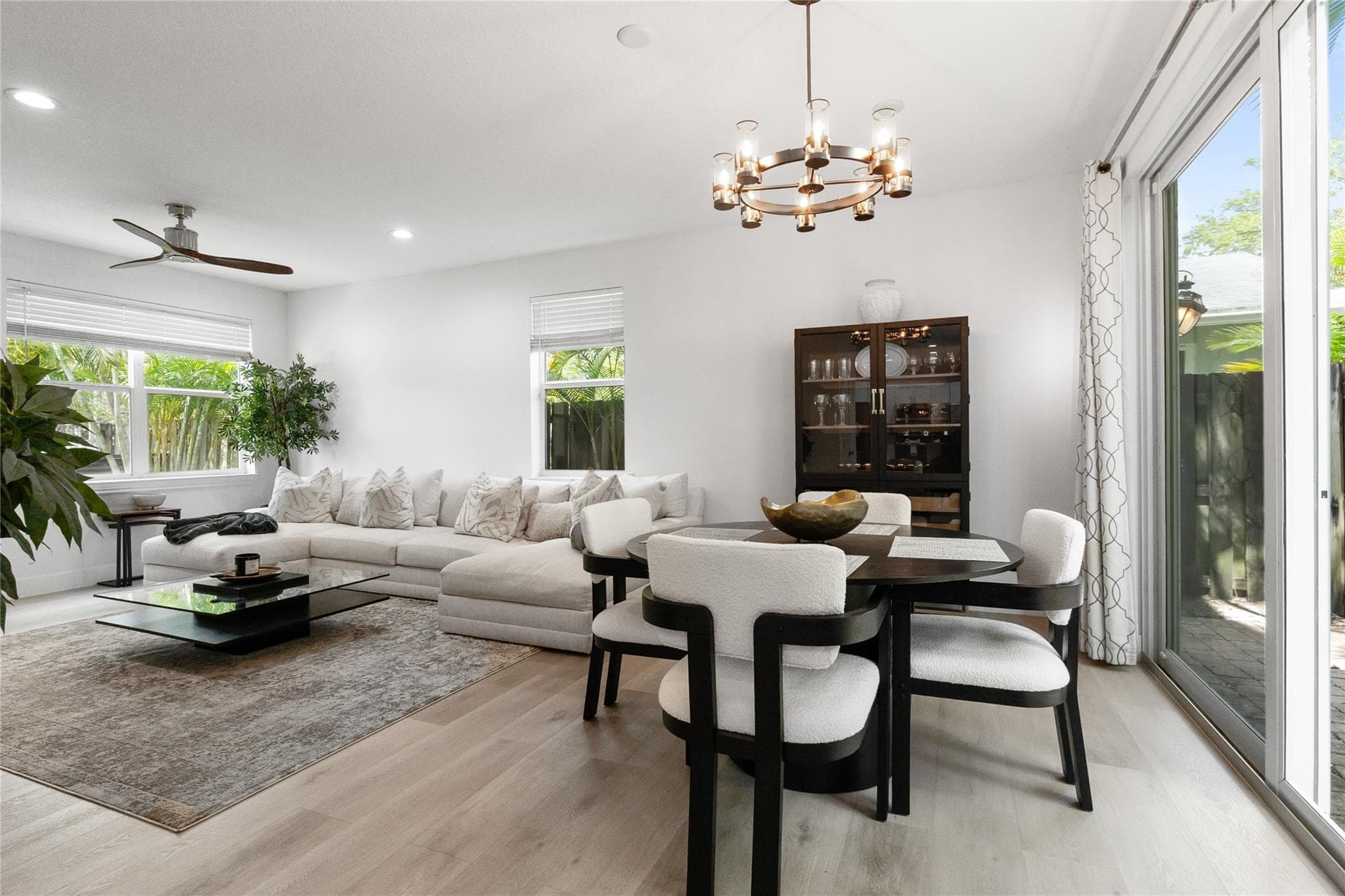 417 SW 8th Street, Fort Lauderdale, FL 33315 7