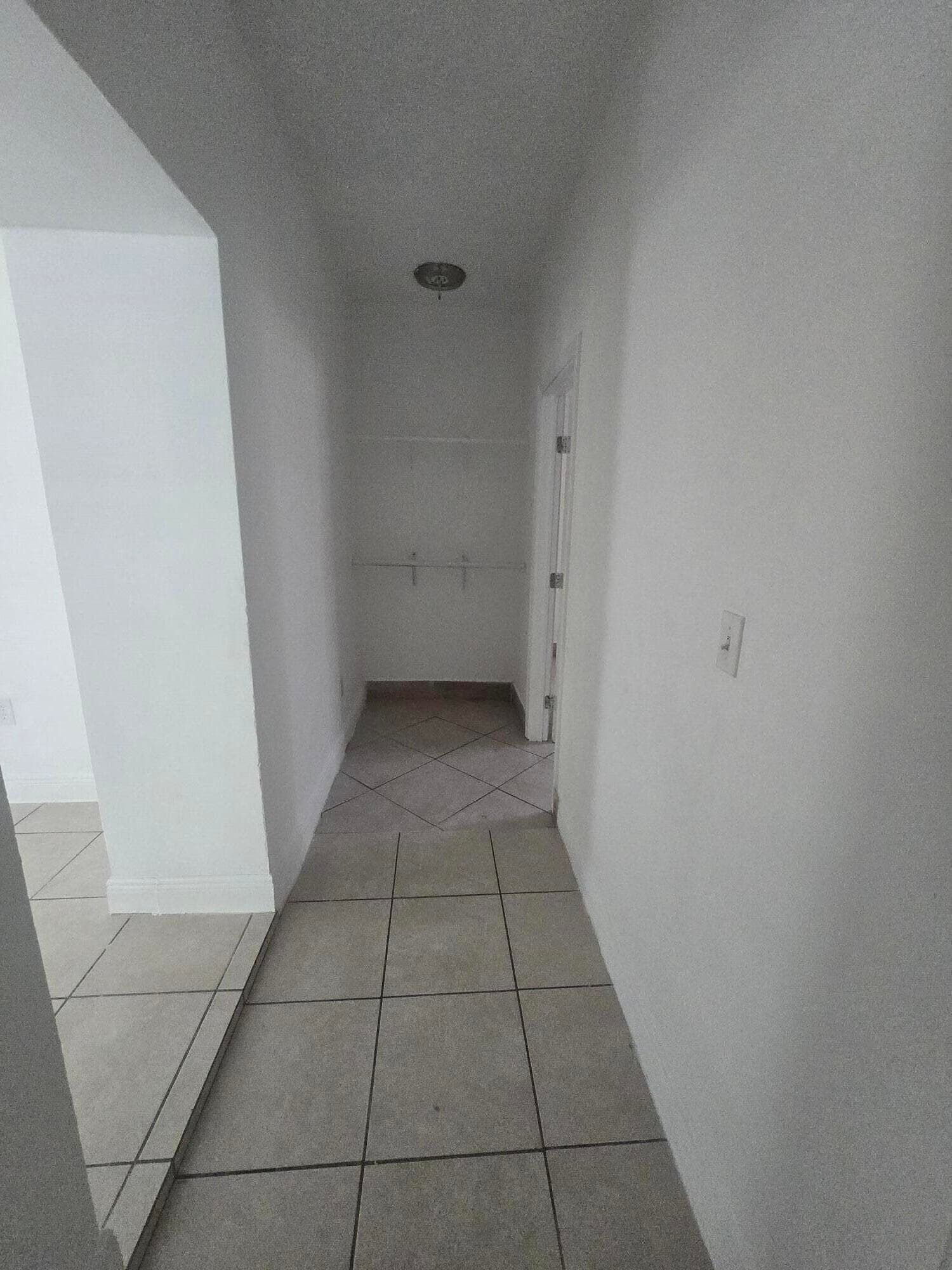 6209 Grant Street, Hollywood, FL 33024 5