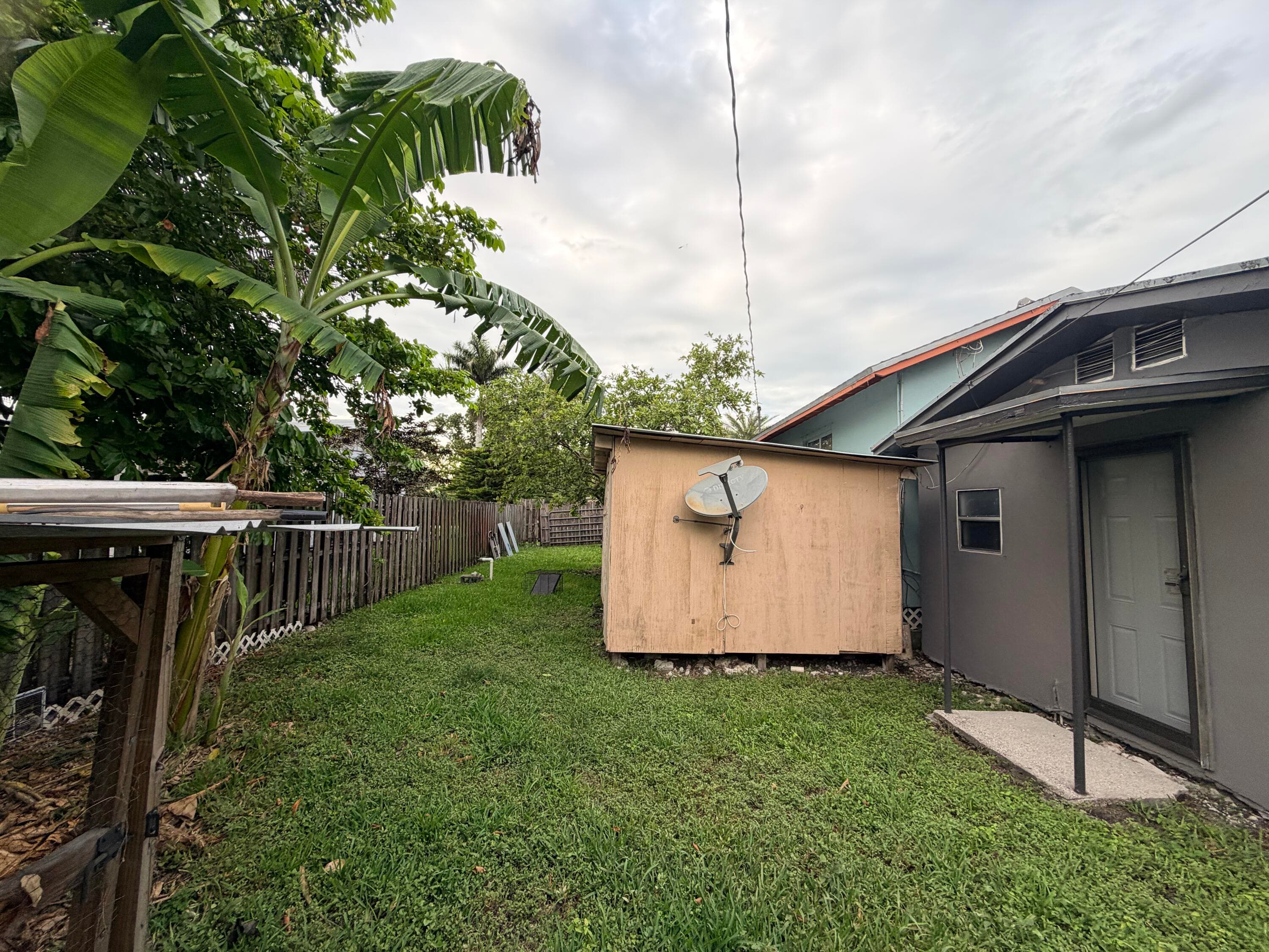 208 NW Avenue H Place, Belle Glade, FL 33430 47