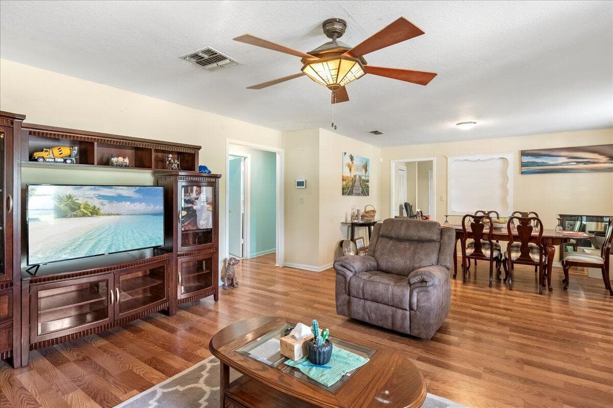 216 Micco Avenue, Sebring, FL 33870 22