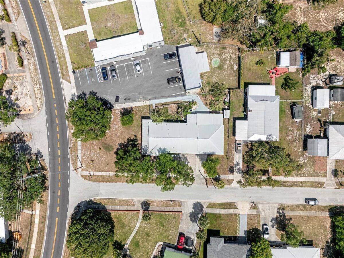 216 Micco Avenue, Sebring, FL 33870 37
