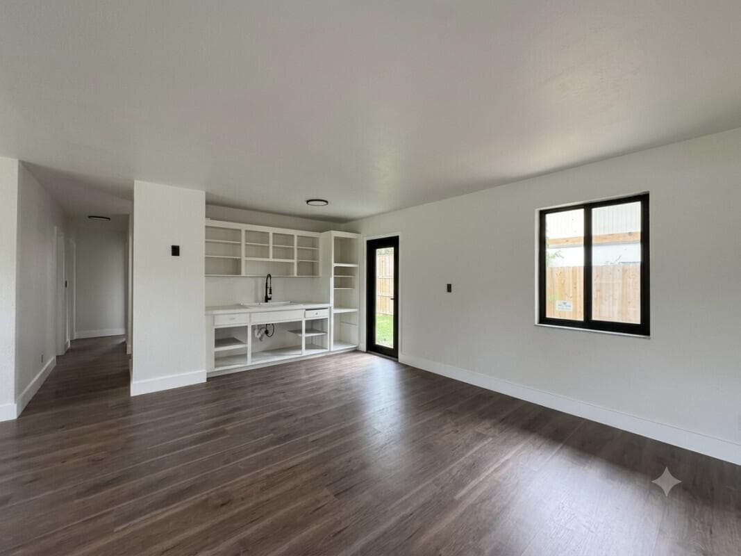 2513 NW 8th Avenue, Fort Lauderdale, FL 33311 7