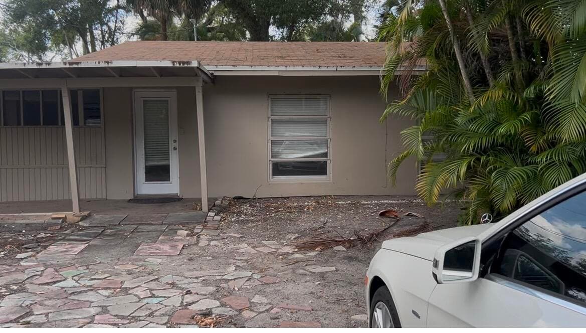 1839 SW 23rd Street, Fort Lauderdale, FL 33315 9