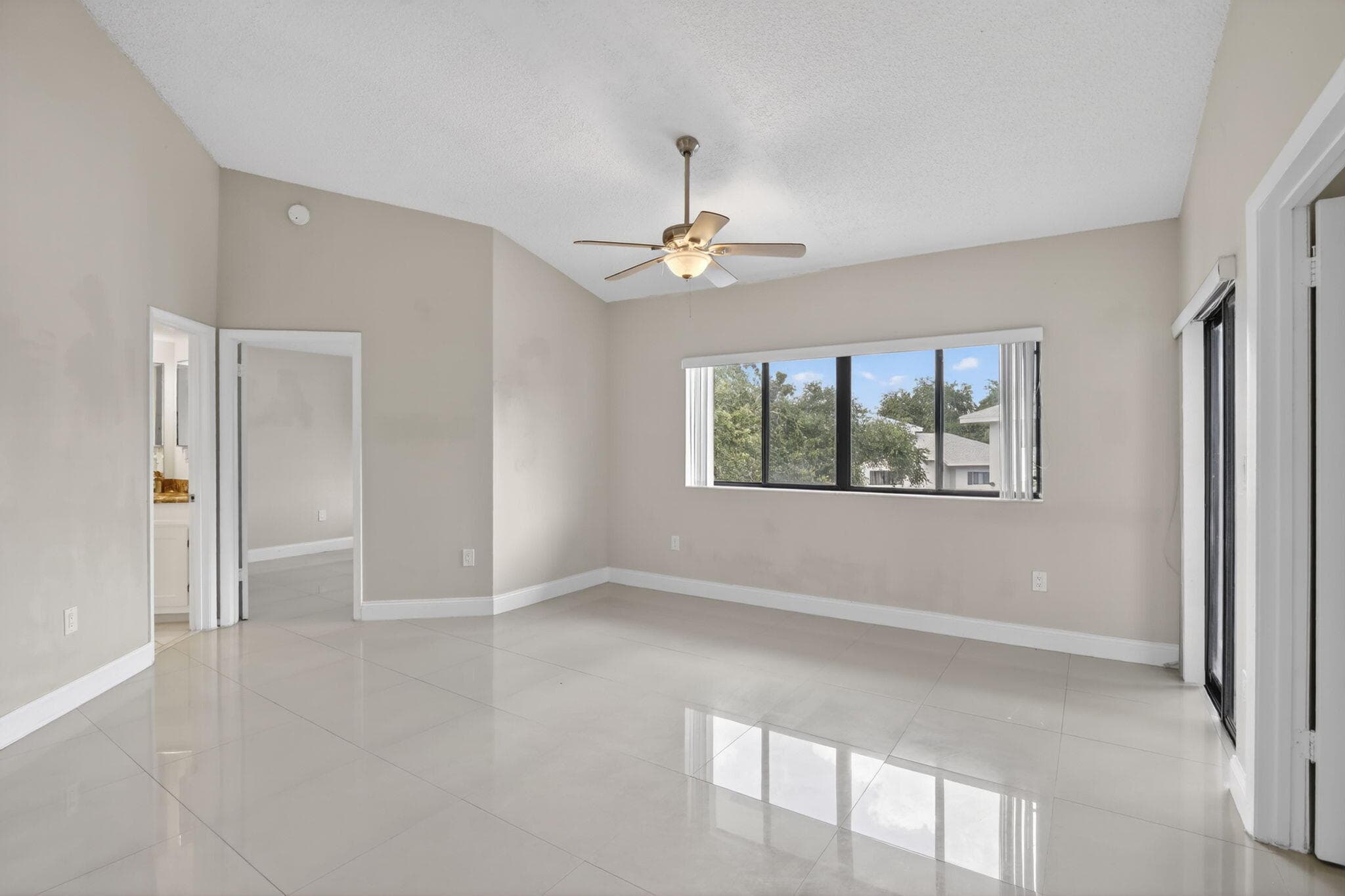 2445 SW 18th Terrace 922, Fort Lauderdale, FL 33315 11