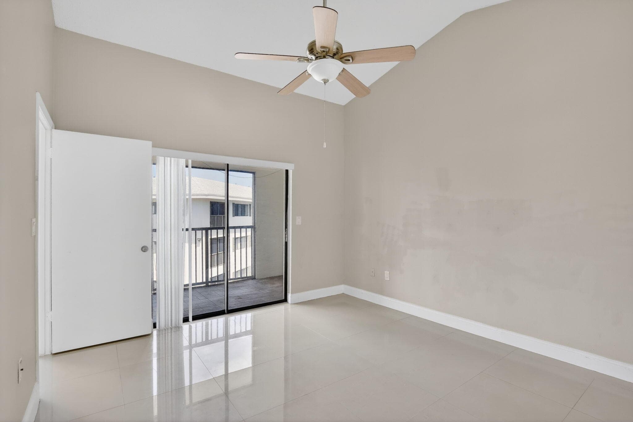 2445 SW 18th Terrace 922, Fort Lauderdale, FL 33315 16