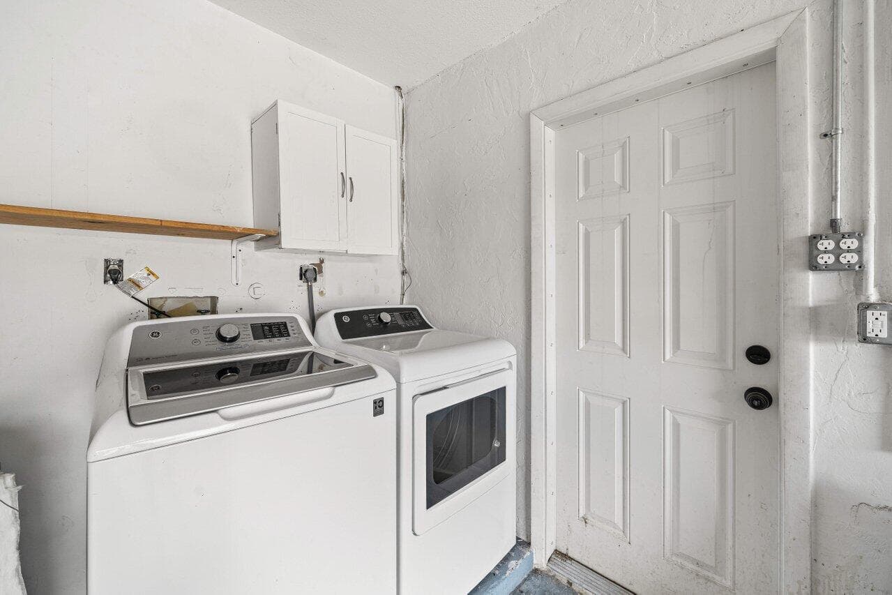 638 SW 4th Avenue, Boynton Beach, FL 33426 24