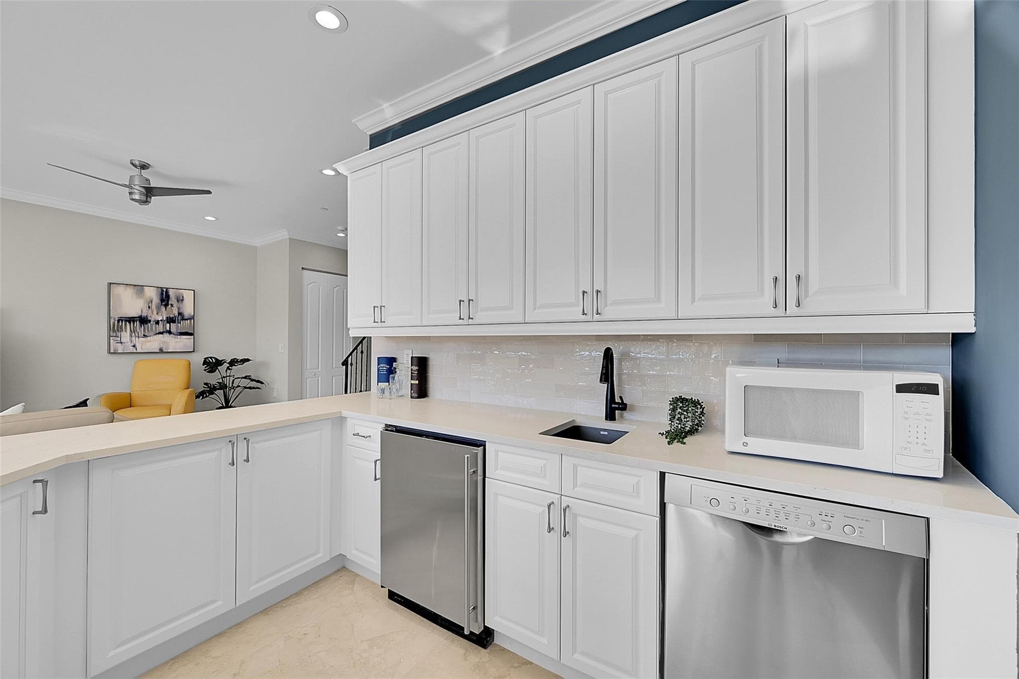 2254 SE 7th Street, Pompano Beach, FL 33062 11