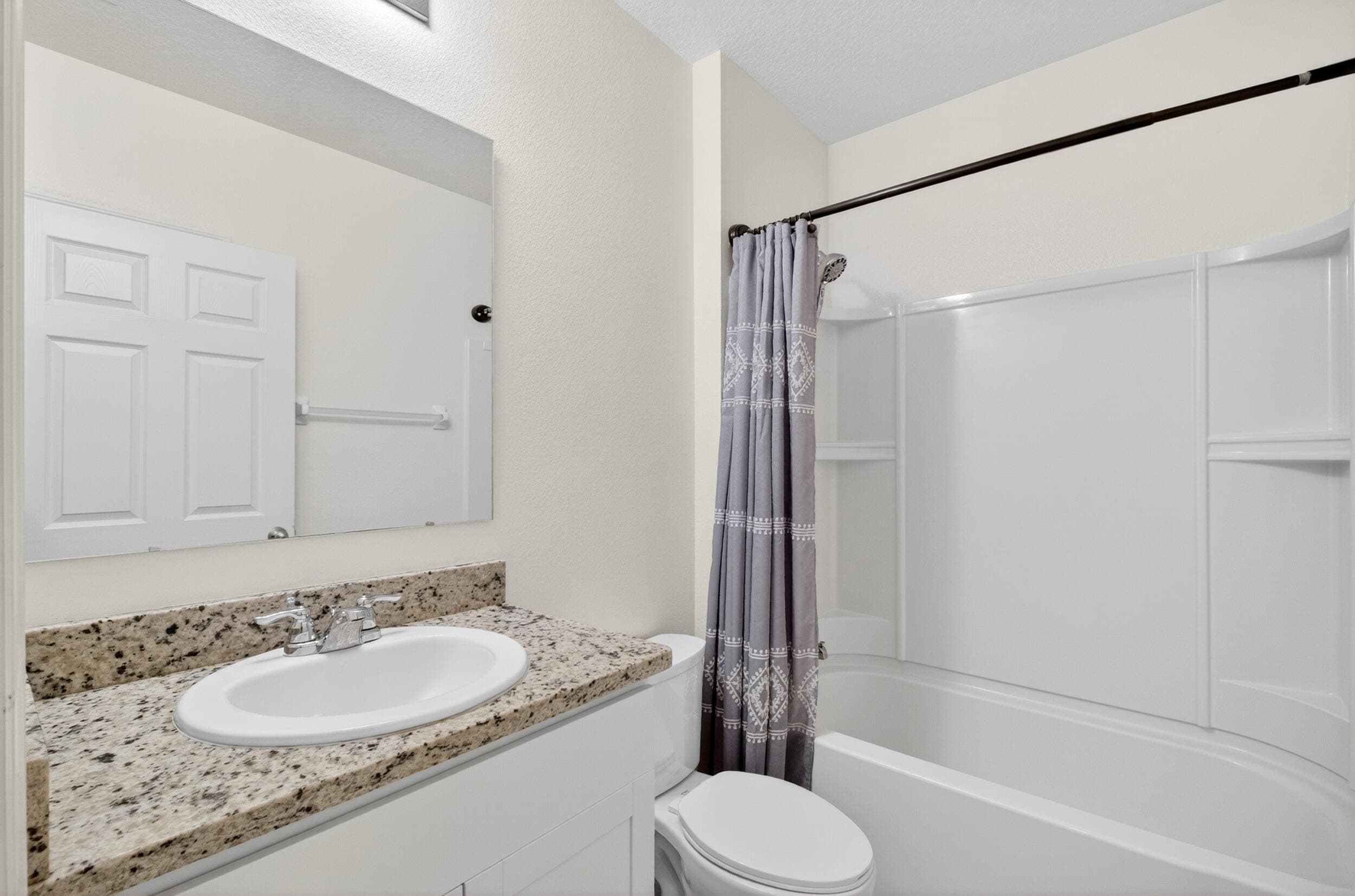 6109 NW Regent Street, Port St. Lucie, FL 34983 16