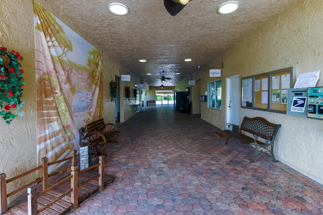 100 Lake Rebecca Drive, West Palm Beach, FL 33411 30