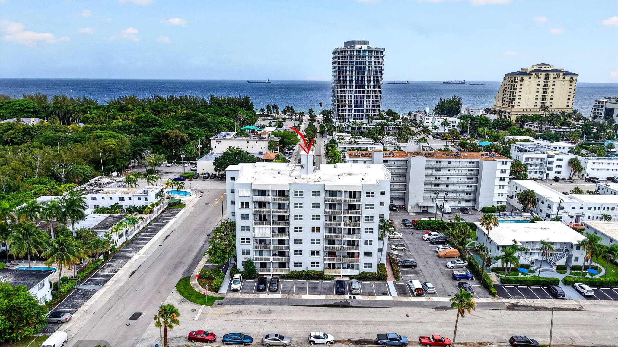 720 Orton Avenue 704, Fort Lauderdale, FL 33304