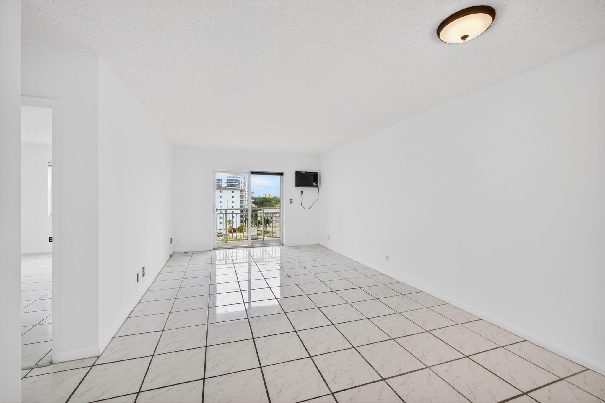 720 Orton Avenue 704, Fort Lauderdale, FL 33304 7