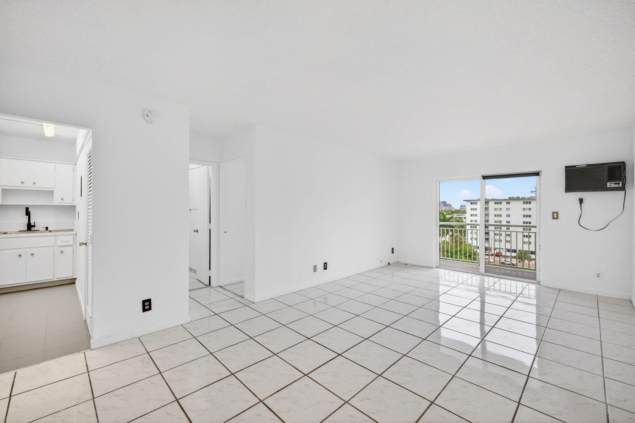 720 Orton Avenue 704, Fort Lauderdale, FL 33304 9