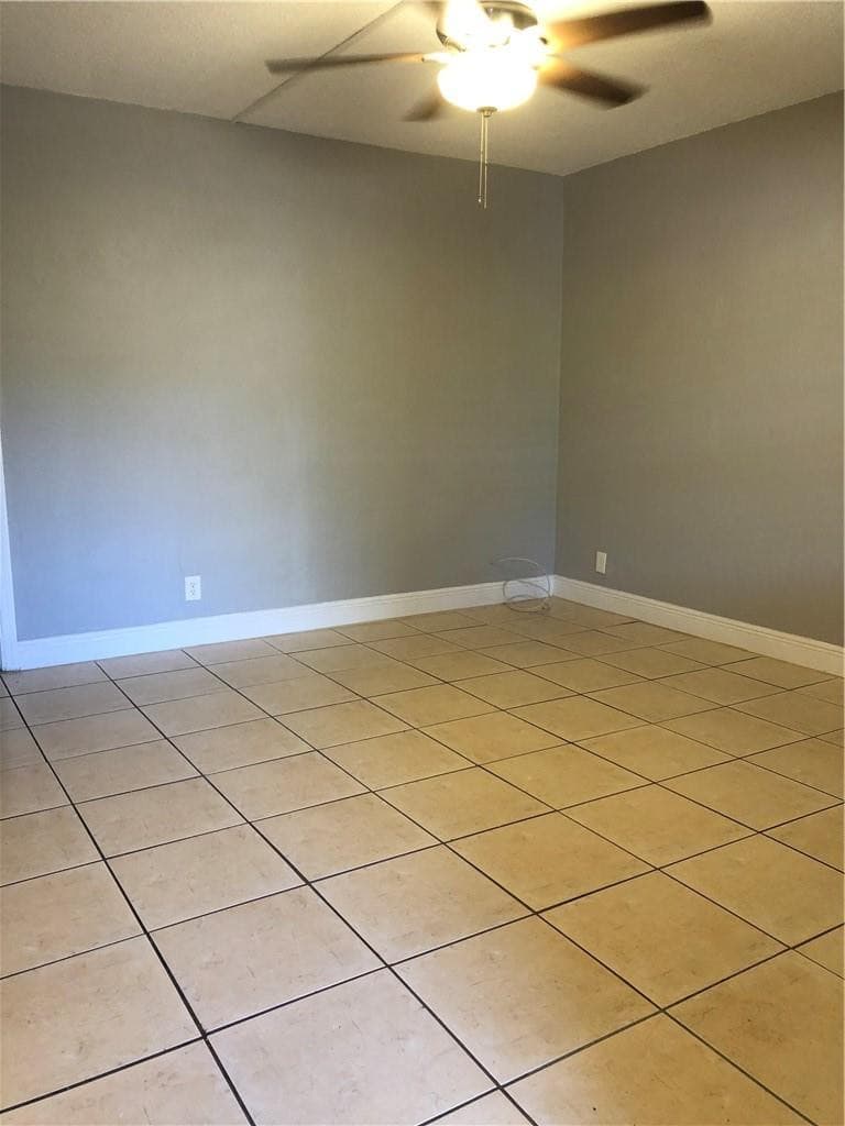 2016 NE 17th Court 11, Fort Lauderdale, FL 33305 6