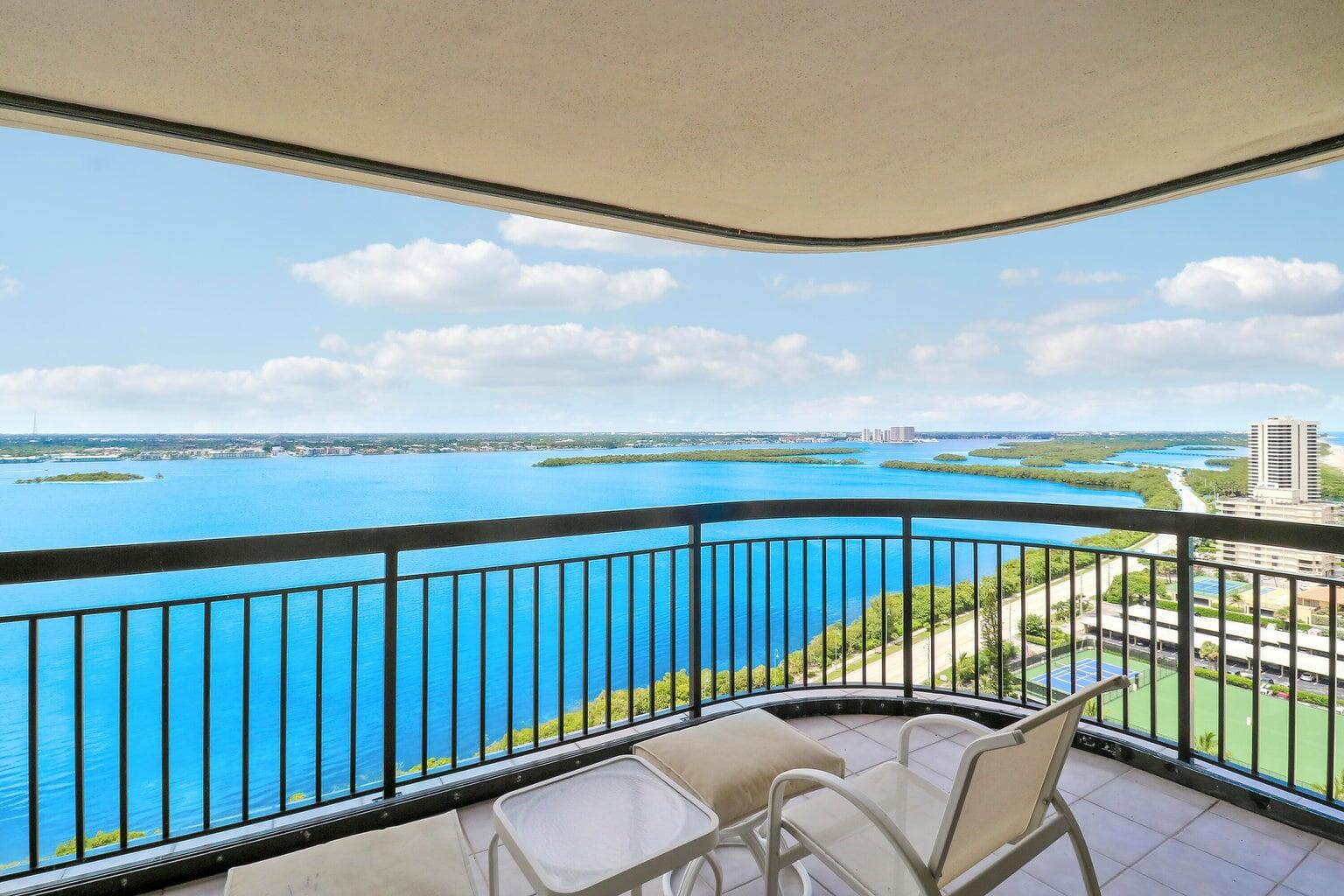 5380 N Ocean Drive 22j, Singer Island, FL 33404