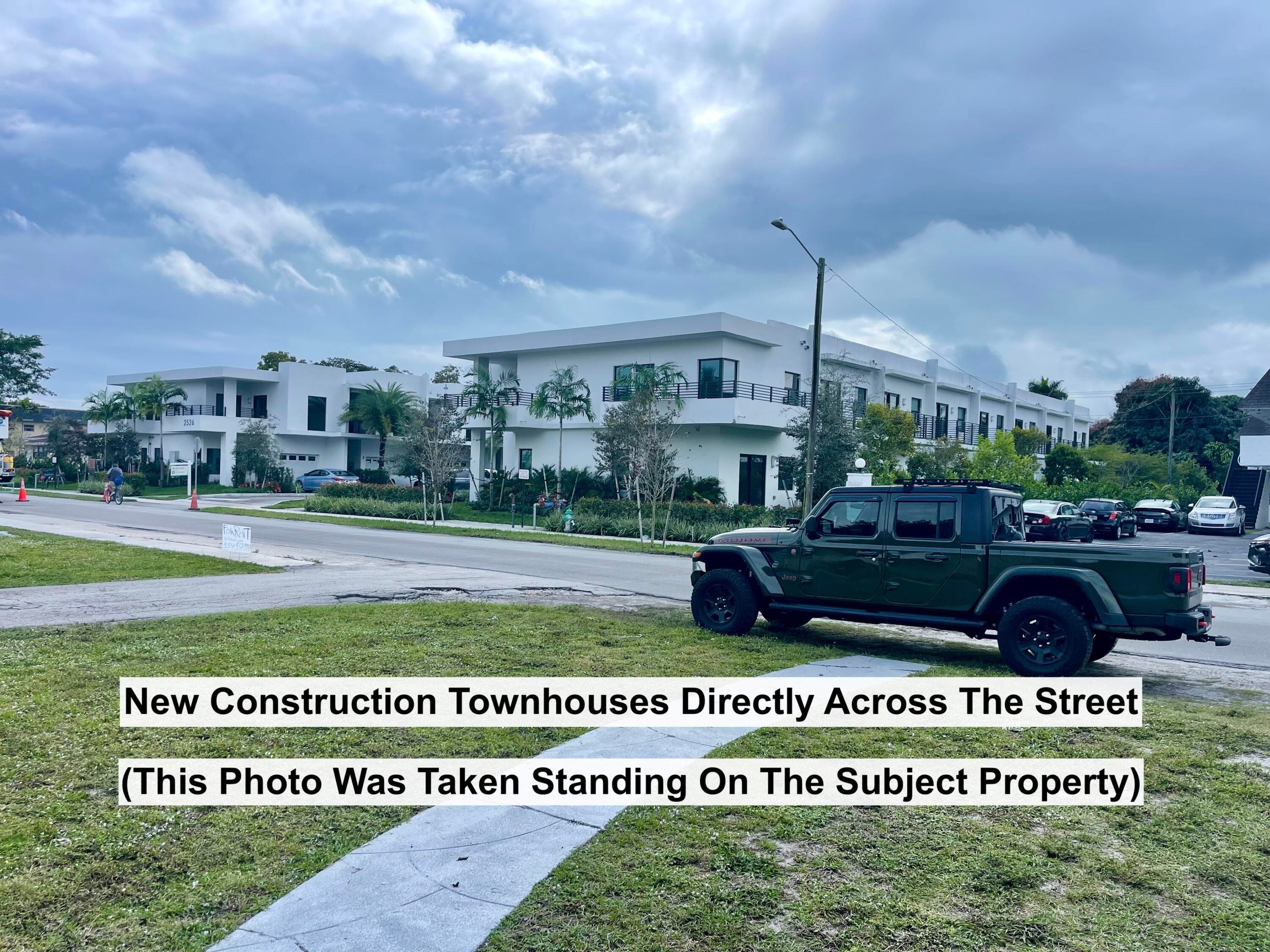 2531 Pierce Street, Hollywood, FL 11