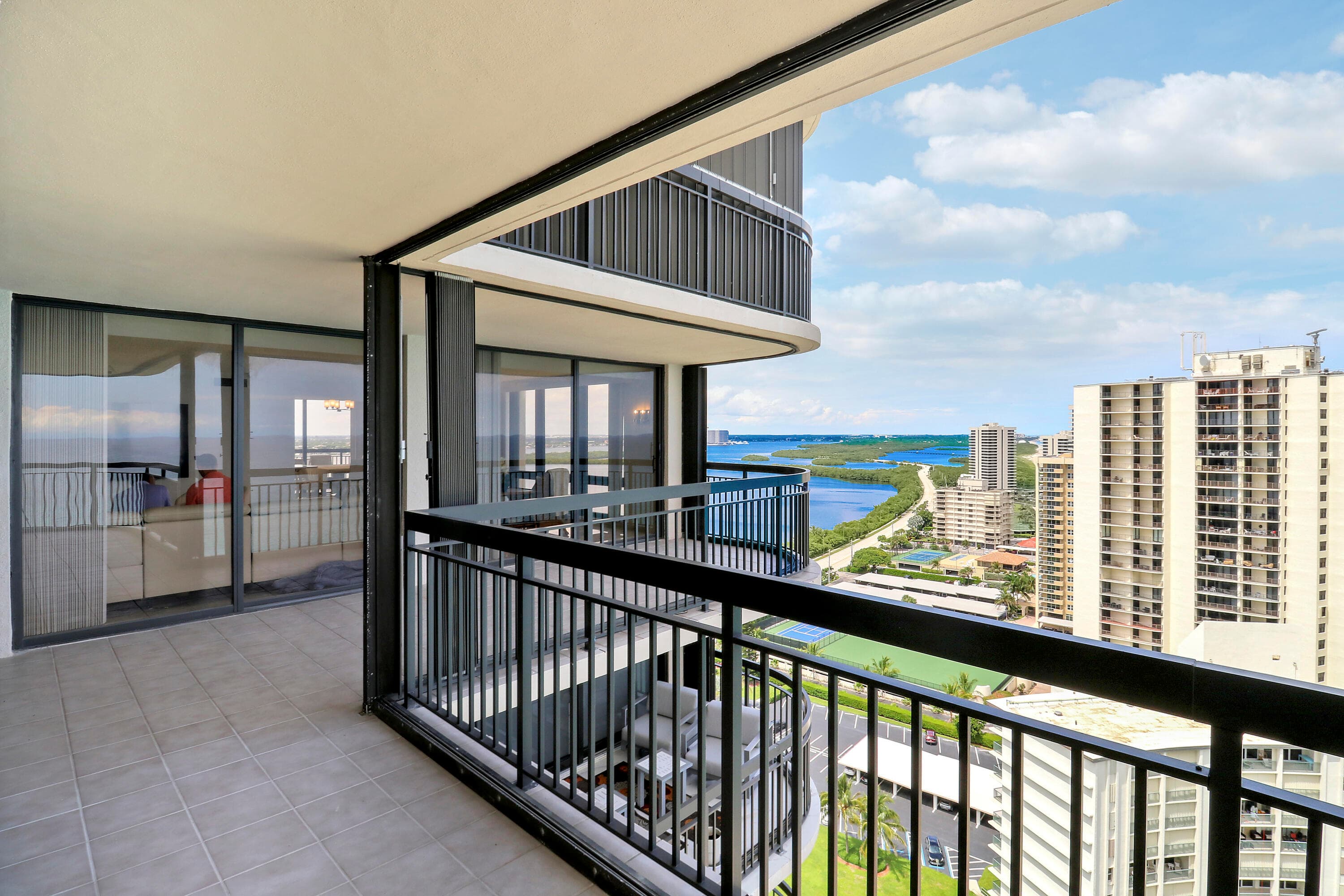 5380 N Ocean Drive 22j, Singer Island, FL 33404 10