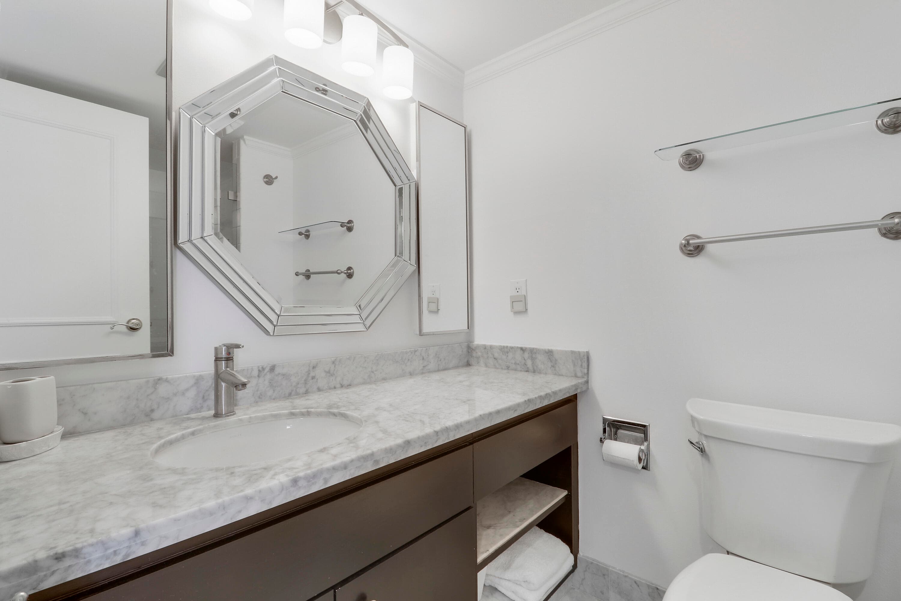 5380 N Ocean Drive 22j, Singer Island, FL 33404 19