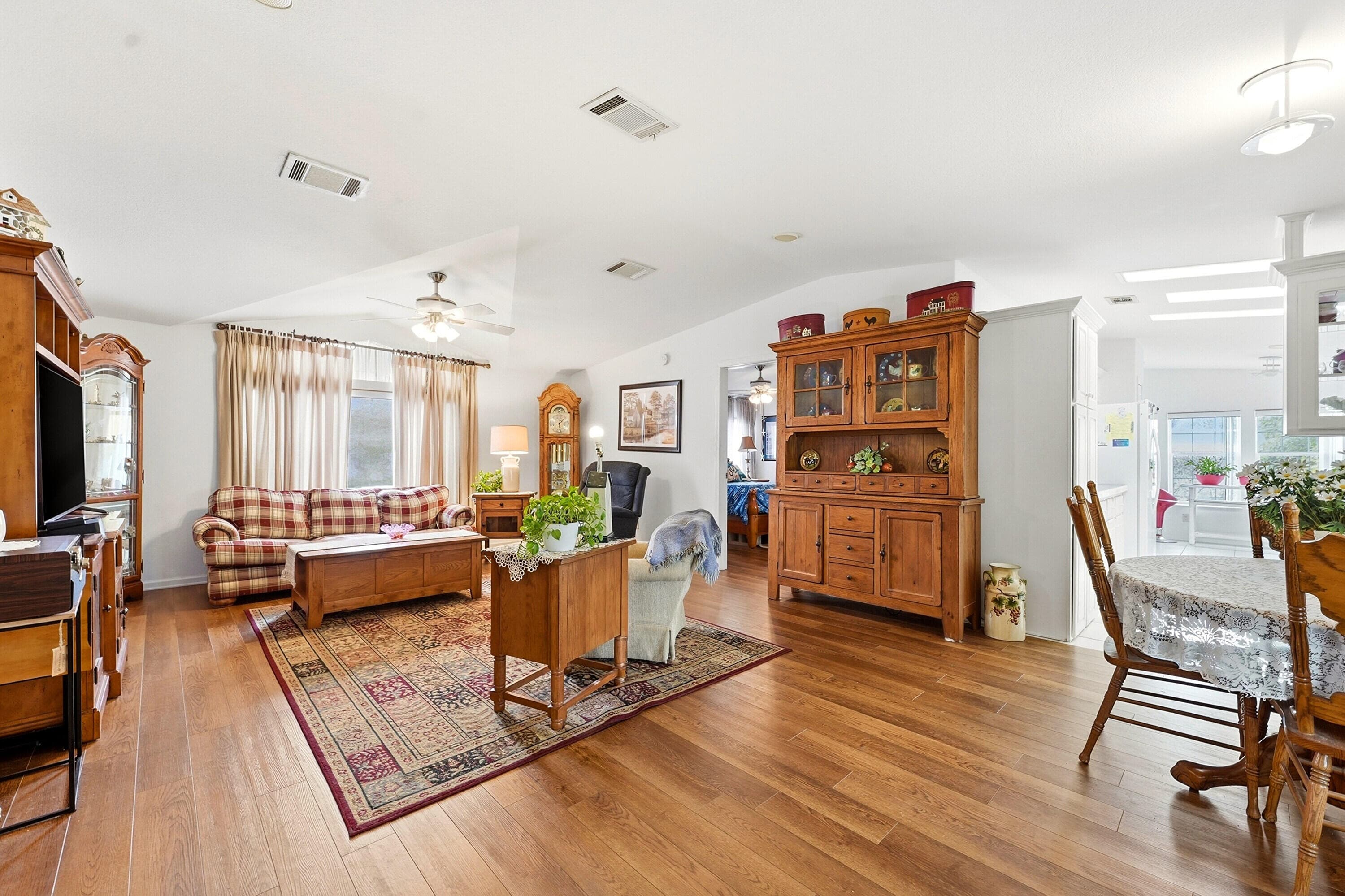 8355 SE Wren Avenue, Hobe Sound, FL 33455 8