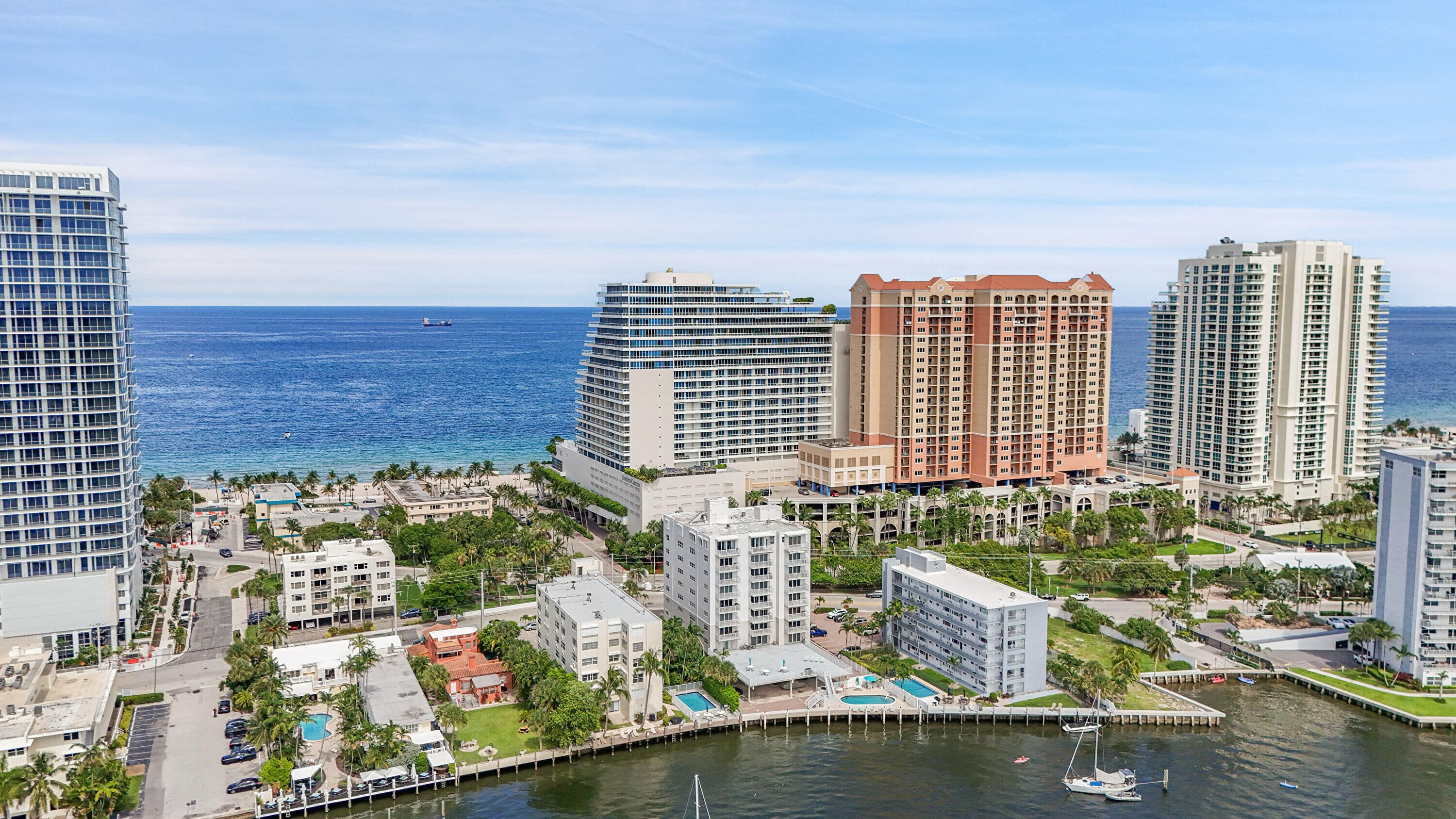 95 N Birch Road 606, Fort Lauderdale, FL 33304 43