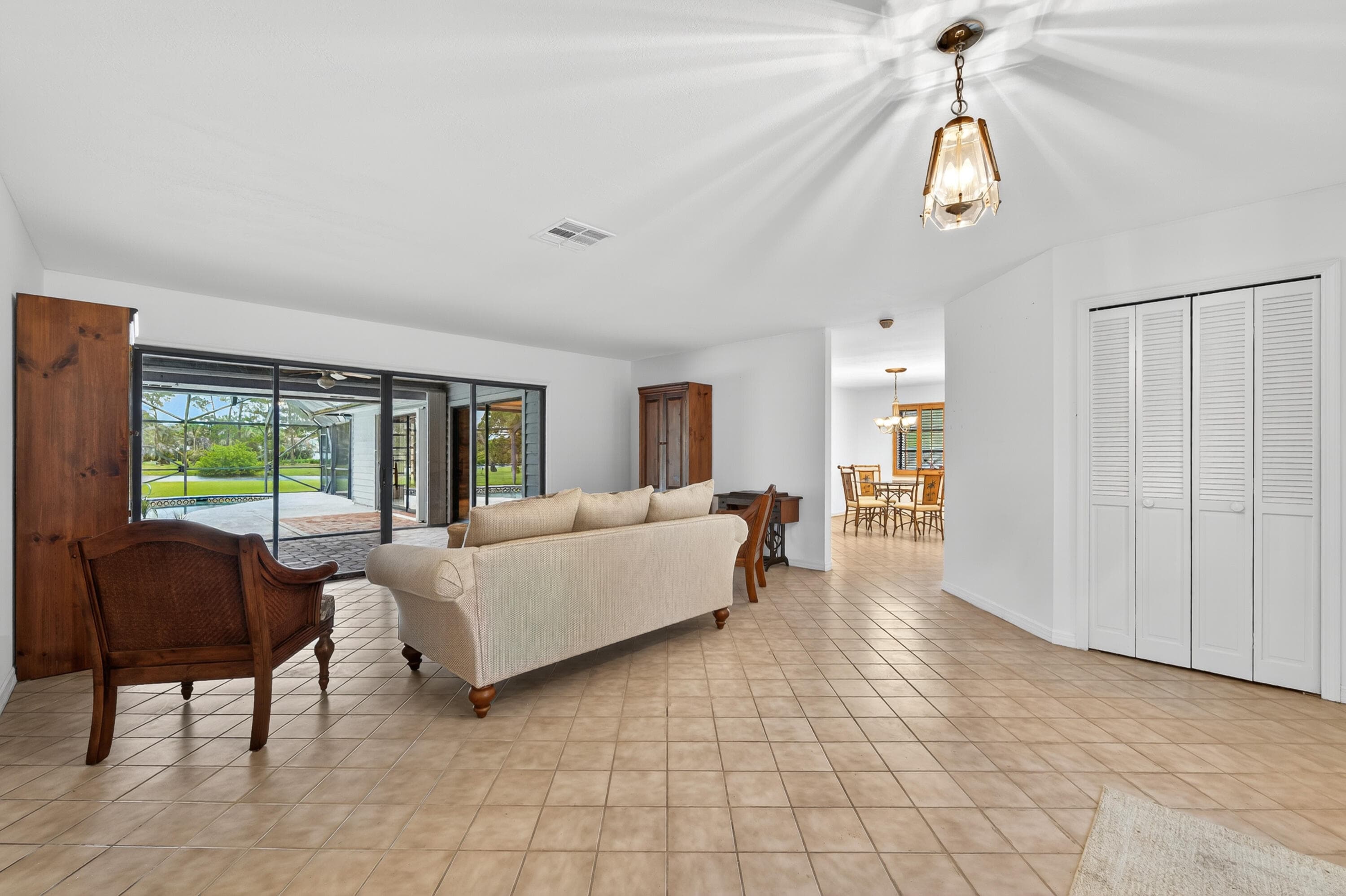 441 NE Town Terrace, Jensen Beach, FL 34957 11