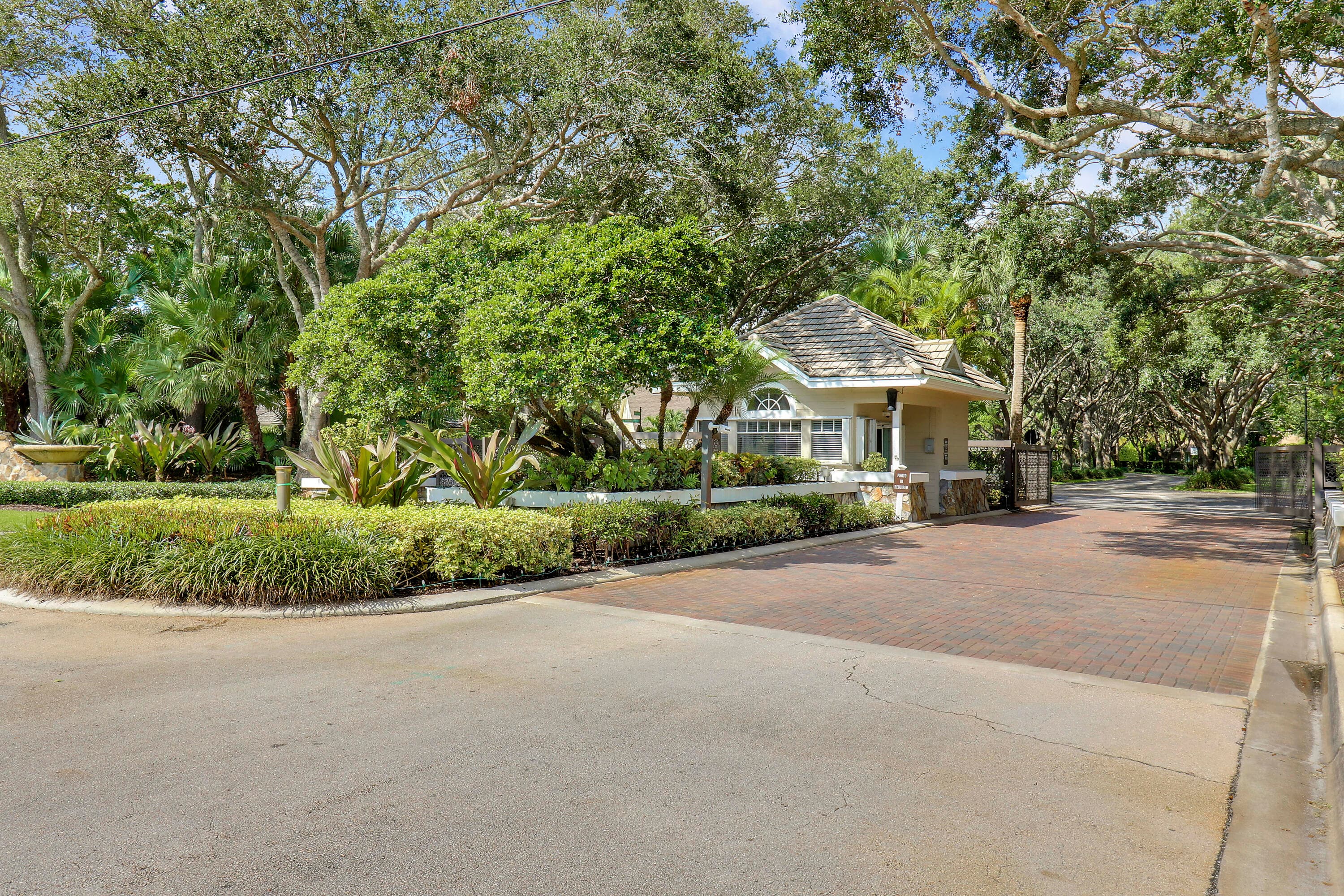 18791 SE River Ridge Road, Jupiter, FL 33469 16