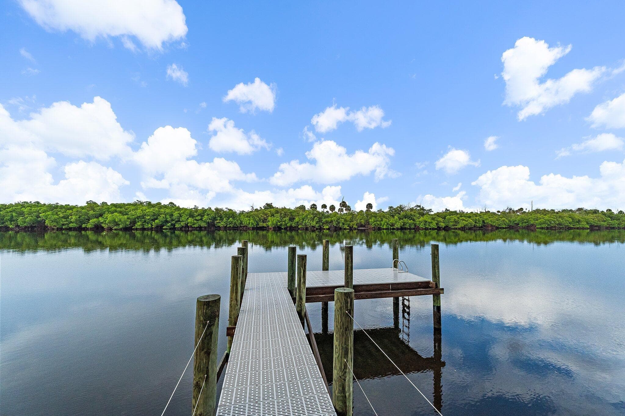 9741 SE Gomez Avenue, Hobe Sound, FL 33455 92