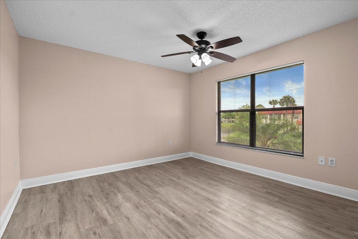 1524 Lake Crystal Drive F, Royal Palm Beach, FL 33411 10