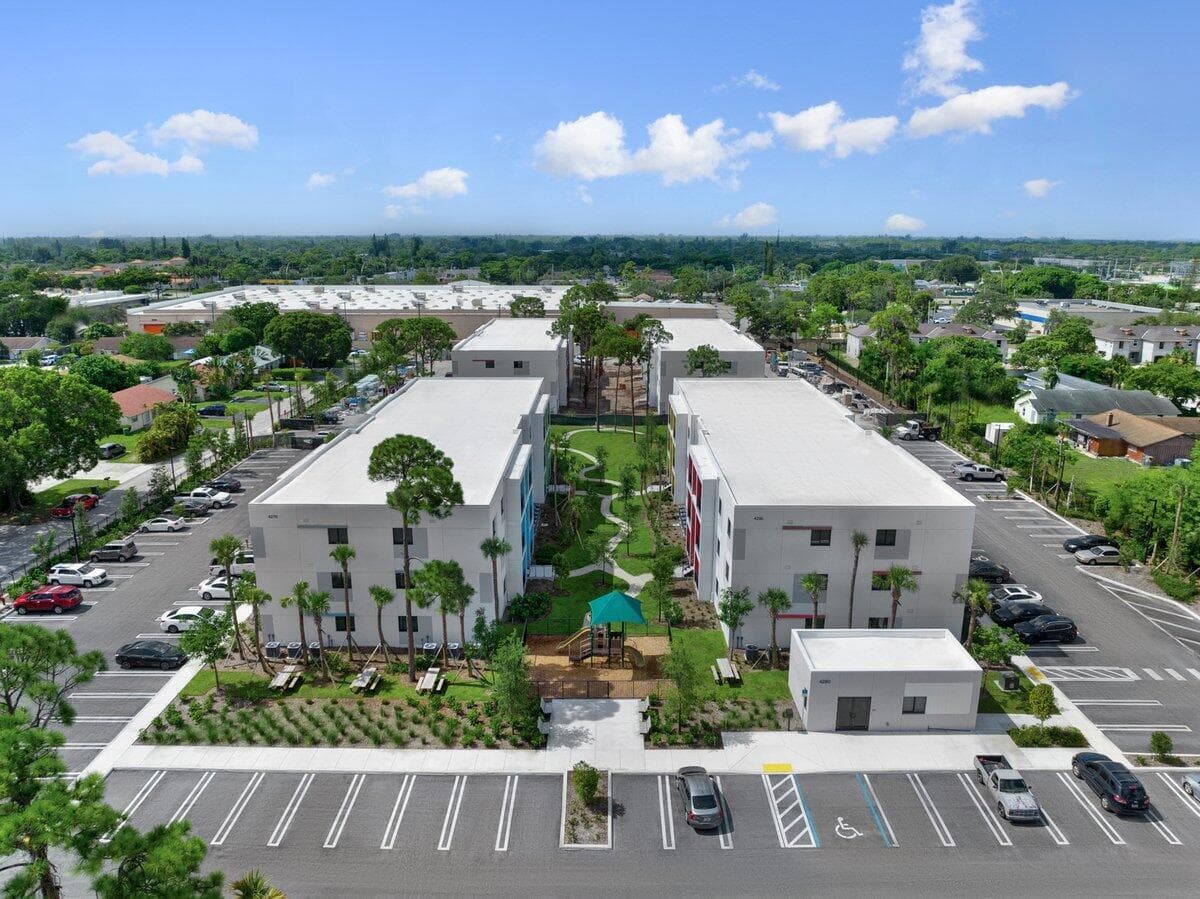 4260 Lakewood Road Unit 302, Lake Worth Beach, FL 33461 18