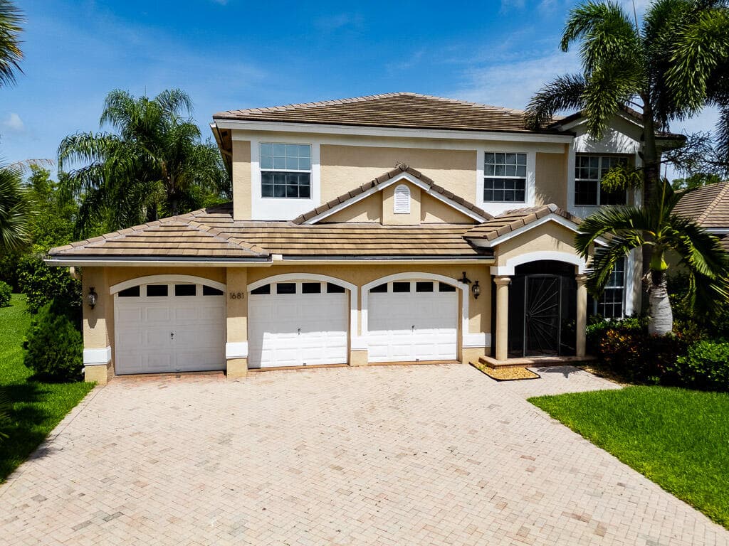 1681 Lakefield North Court, Wellington, FL 33414 9
