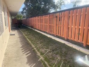 210 SE 9th Street 1, Hallandale Beach, FL 33009 8